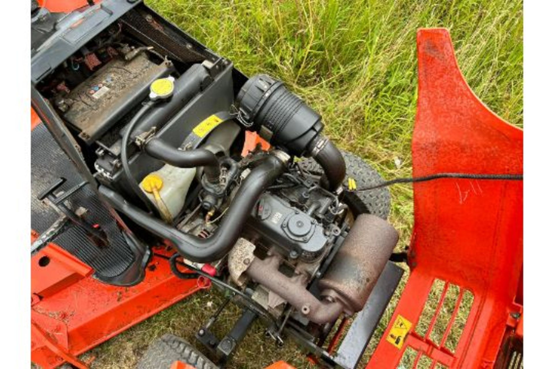 Kubota G2160 Diesel Ride On Mower *PLUS VAT* - Image 11 of 12