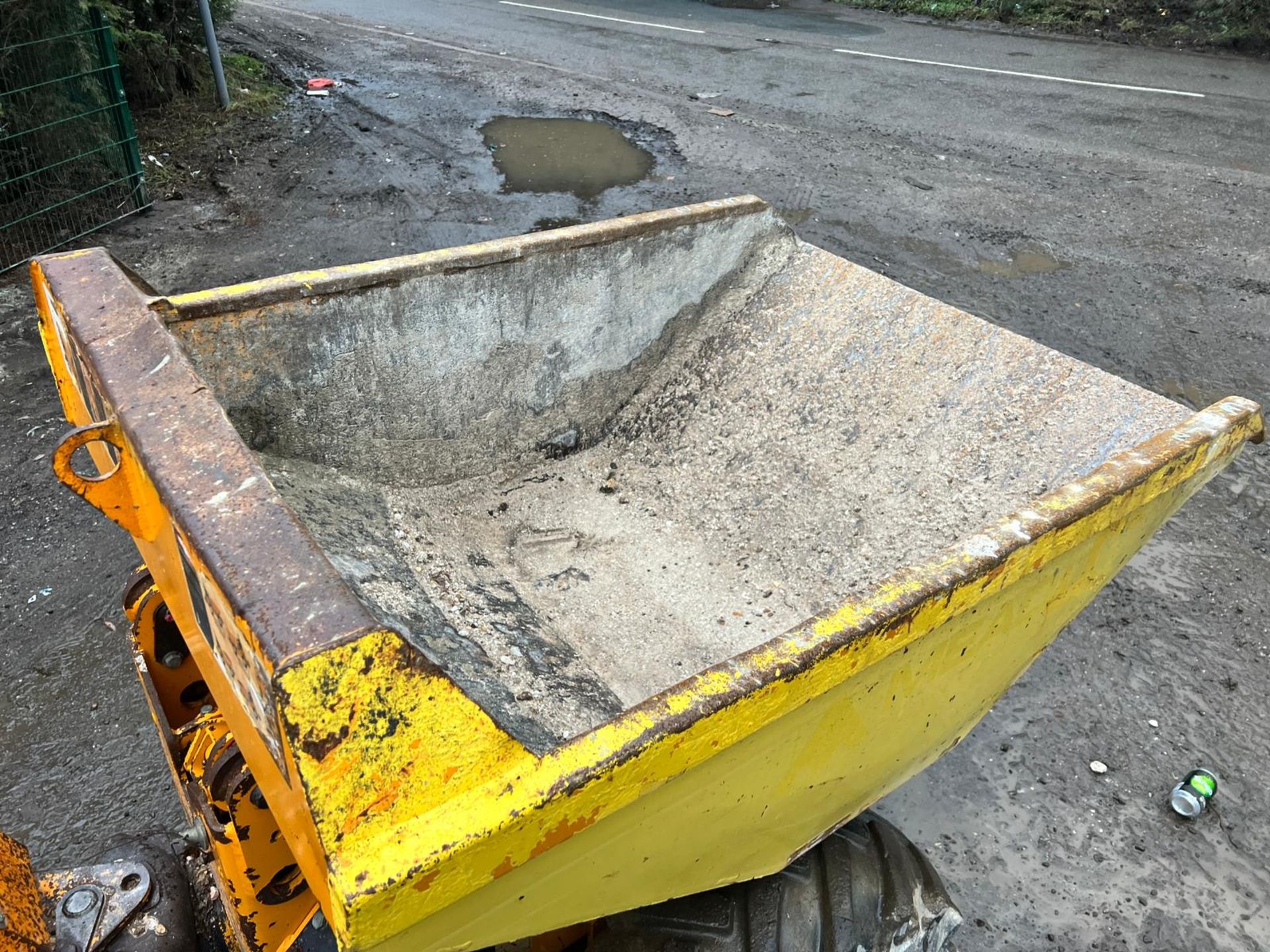 2010 Thwaites MACH201 4WD 1 Tonne High Tip Dumper *PLUS VAT* - Image 16 of 18