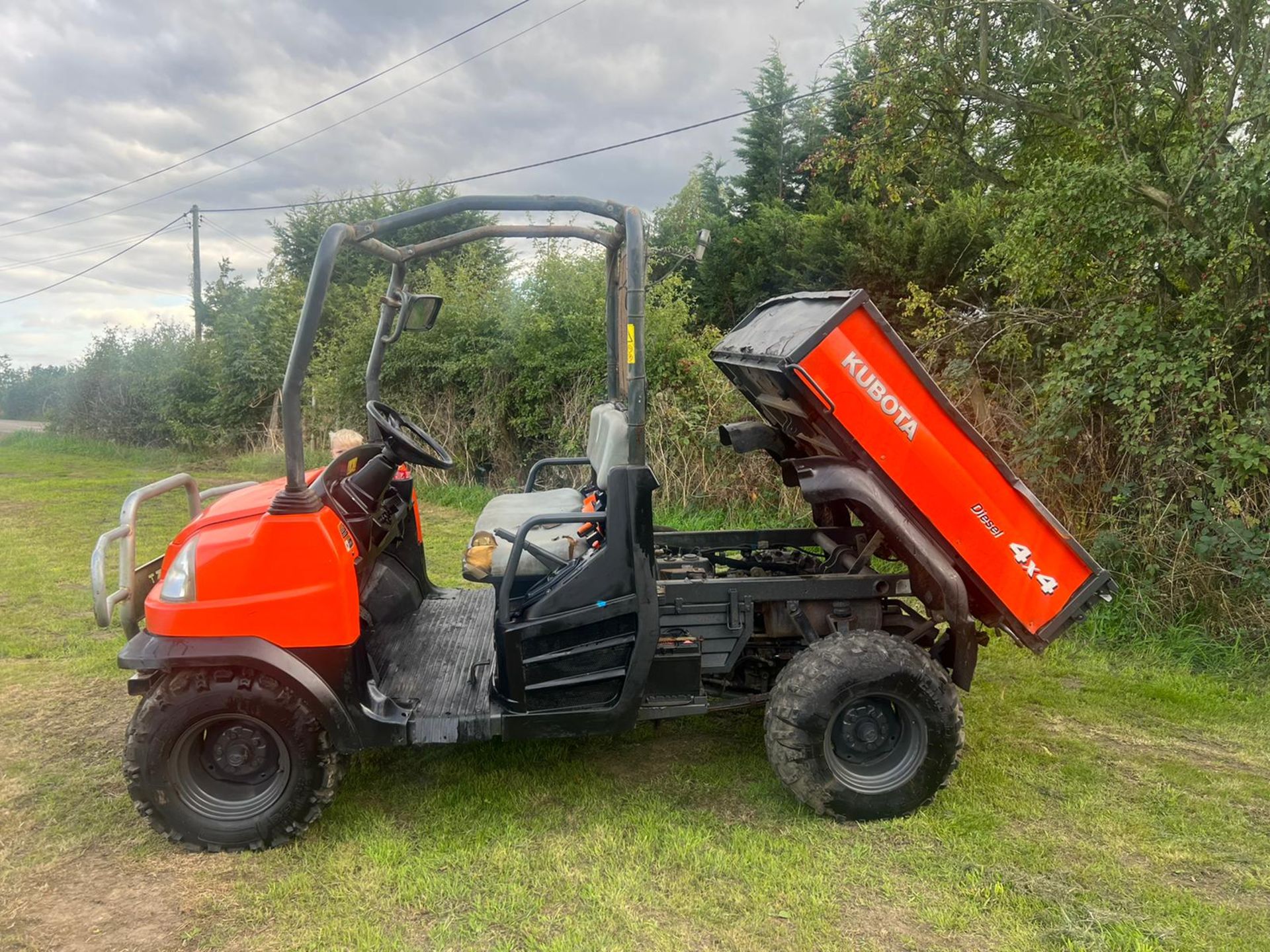 KUBOTA RTV900 4 WHEEL DRIVE FARM BUGGY, HYDROSTATIC DRIVE FOR EASY USE *PLUS VAT* - Image 3 of 7