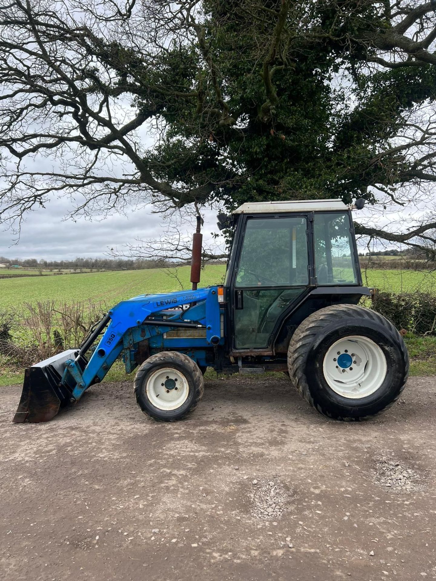 FORD 1920 LOADER TRACTOR 4x4 *PLUS VAT* - Image 6 of 9