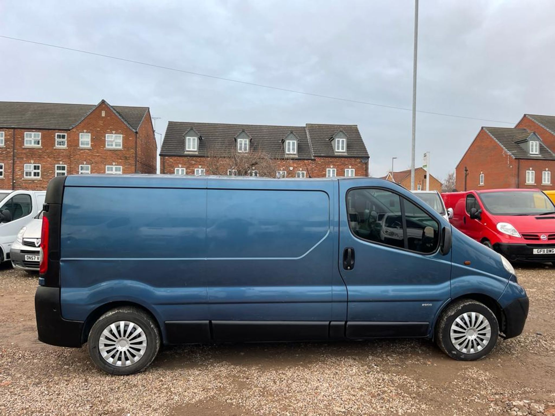 2006/56 VAUXHALL VIVARO 2900 CDTI LWB BLUE PANEL VAN *NO VAT* - Image 4 of 11