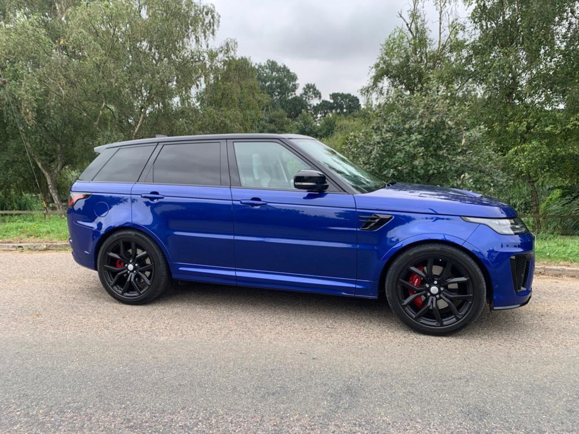 2018 LAND ROVER RANGE ROVER SPORT SVR S/C AUTO BLUE SUV ESTATE *NO VAT* - Image 11 of 31