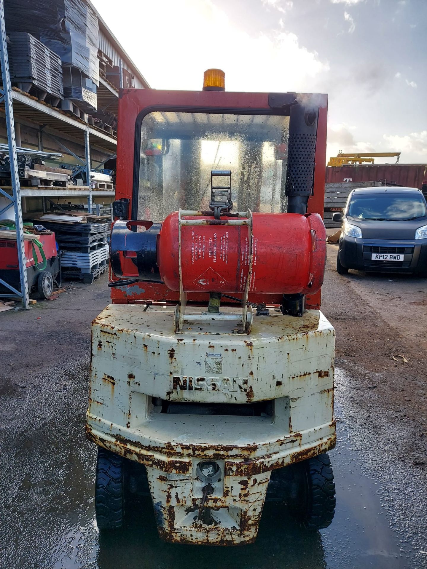 NISSAN FORKLIFT *NO VAT* - Image 4 of 15