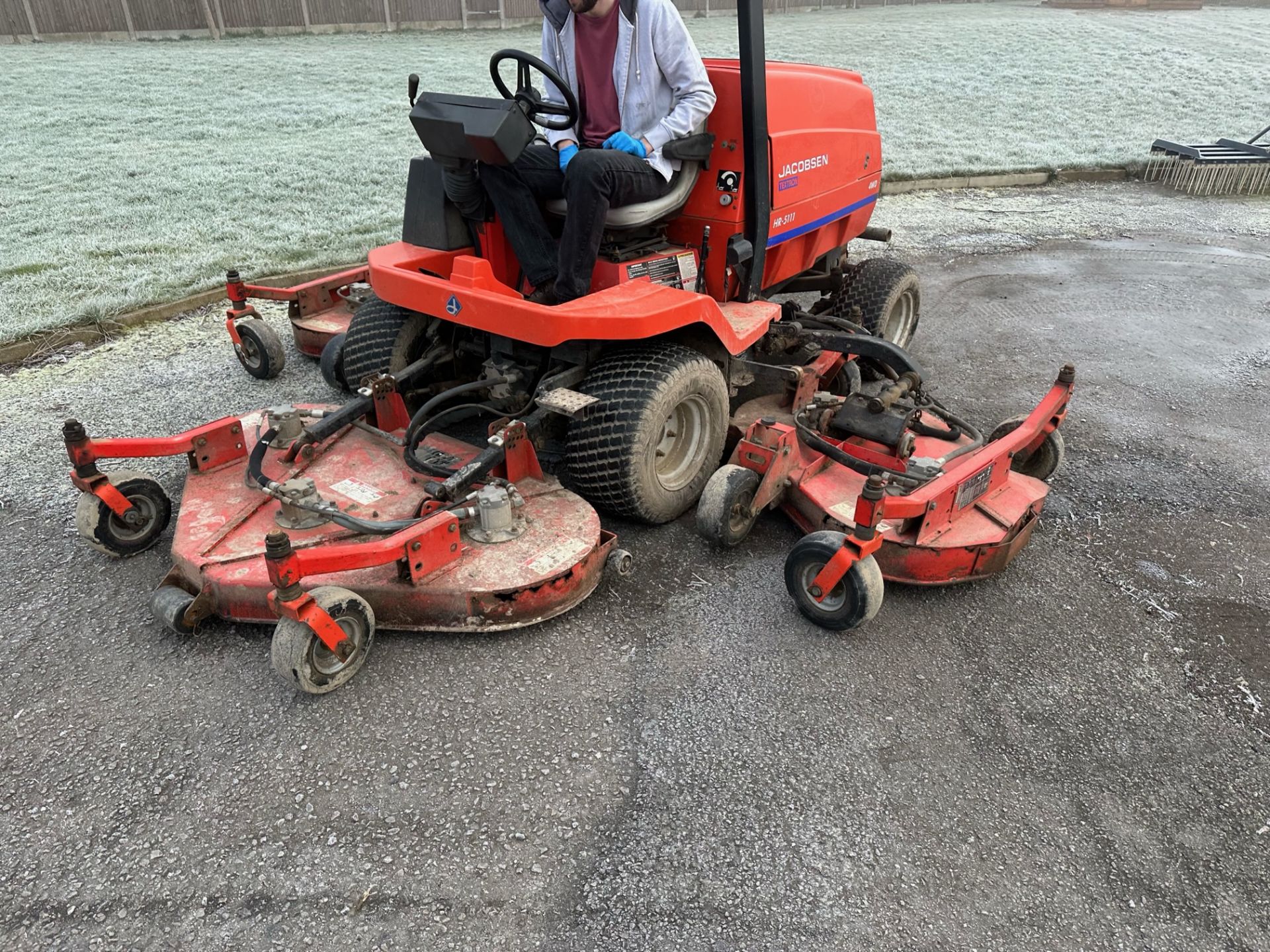 Jacobsen HR5111 bat wing wide area mower   Kubota diesel engine 3.4m total cut width  4WD/2WD - Image 2 of 10