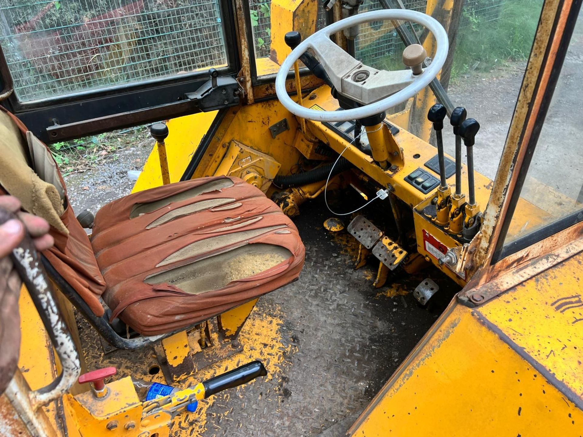 JCB 926 4 WHEEL DRIVE FORKLIFT, 3 STAGE CONTAINER SPEC MAST *PLUS VAT* - Image 8 of 14