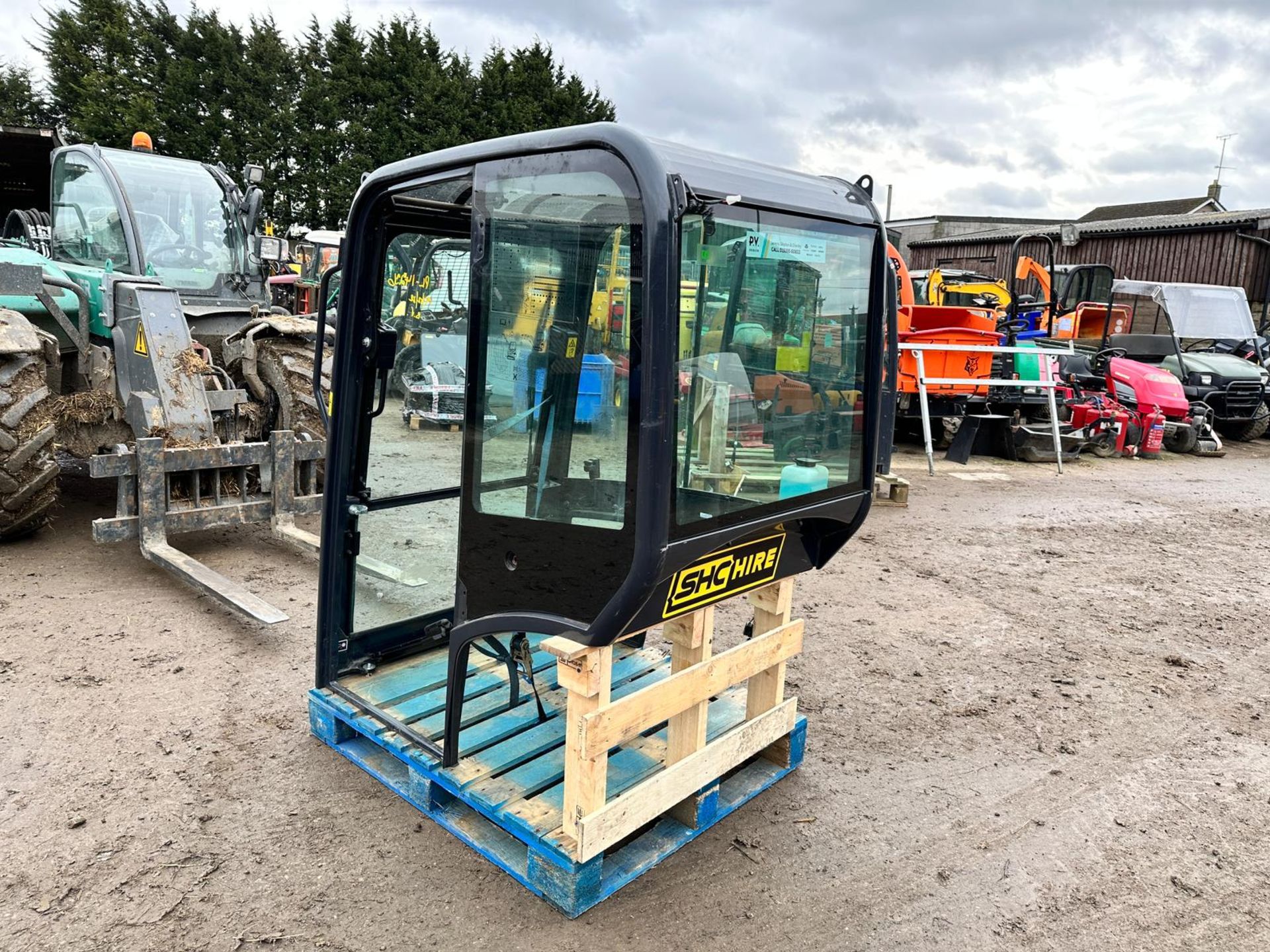 Unused Kubota Mini Digger Cab With Door *PLUS VAT*