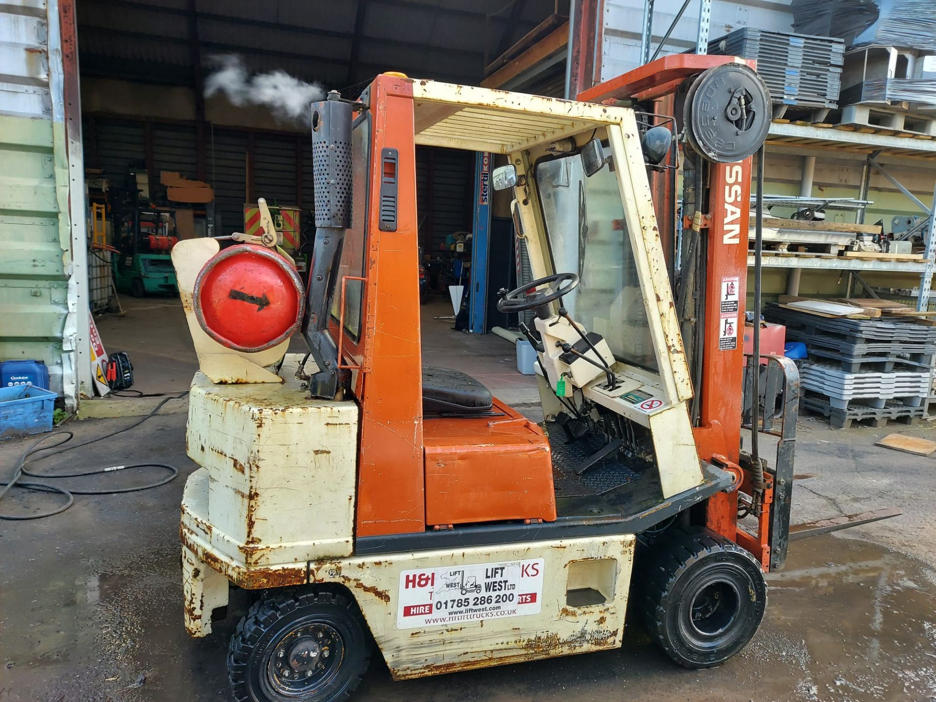 NISSAN FORKLIFT *NO VAT* - Image 2 of 15