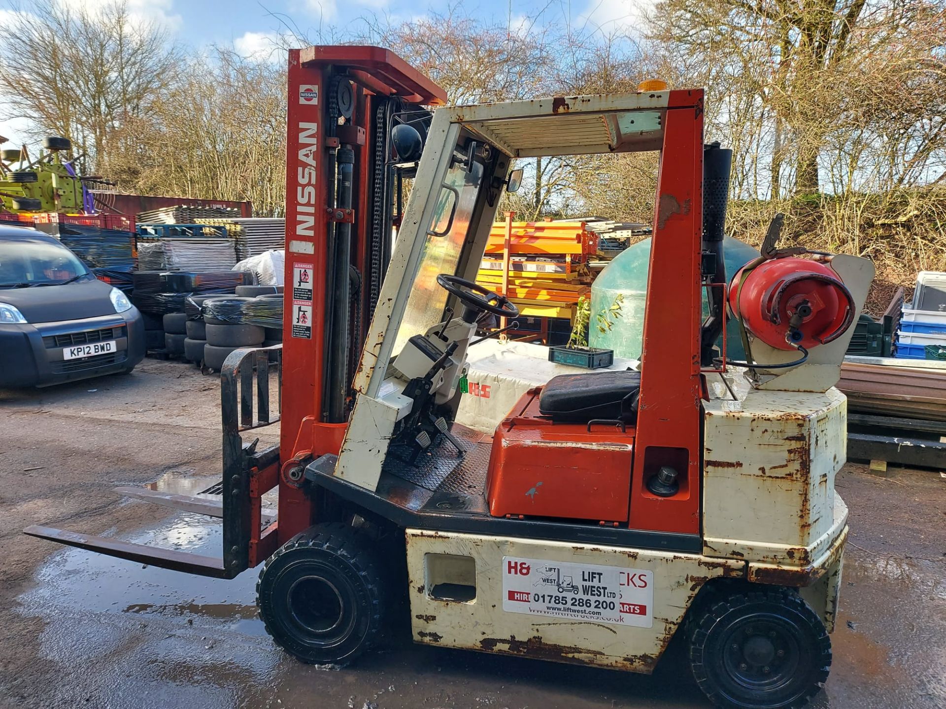 NISSAN FORKLIFT *NO VAT* - Image 3 of 15