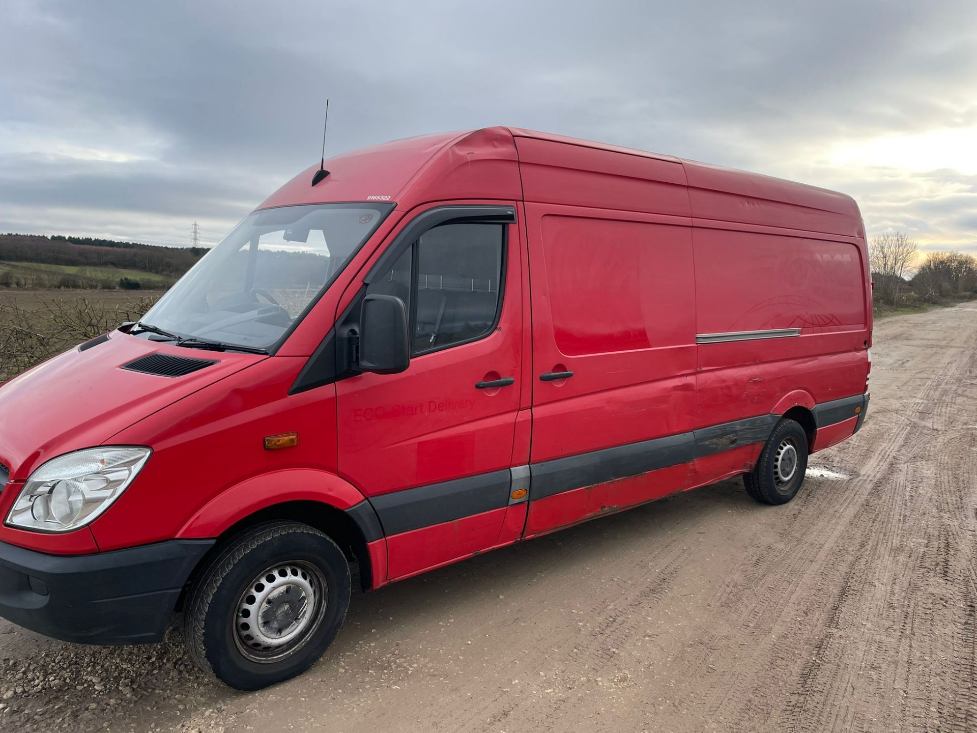 2009 MERCEDES SPRINTER 311 CDI LWB RED PANEL VAN *NO VAT*