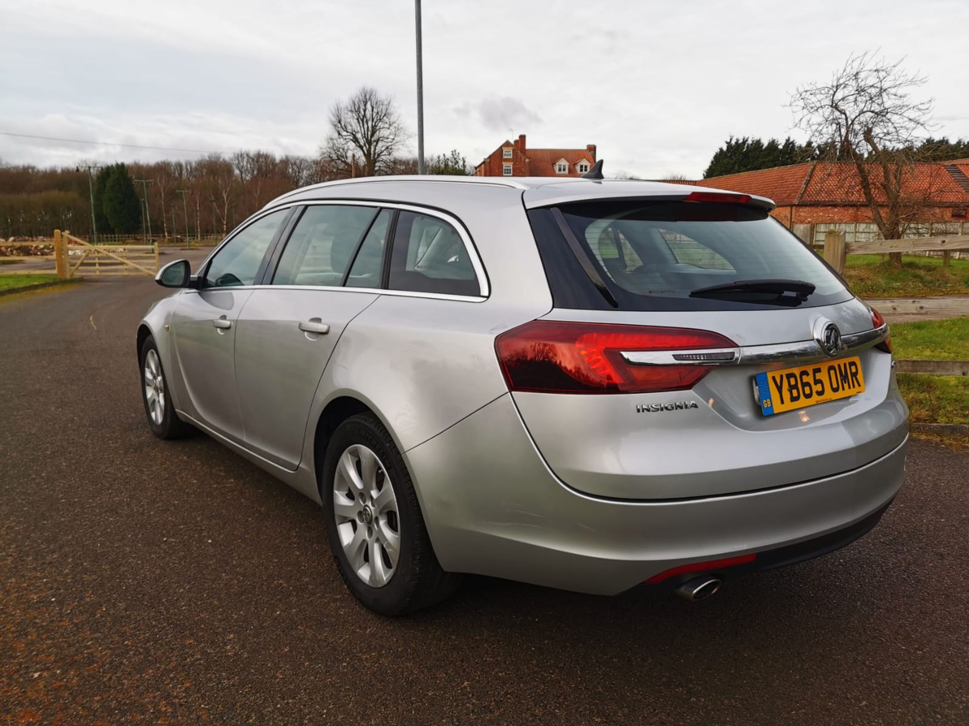 2016/65 REG VAUXHALL INSIGNIA TECH LINE CDTI ECO 2.0 DIESEL MANUAL ESTATE, SHOWING 1 FORMER KEEPER - Image 5 of 30