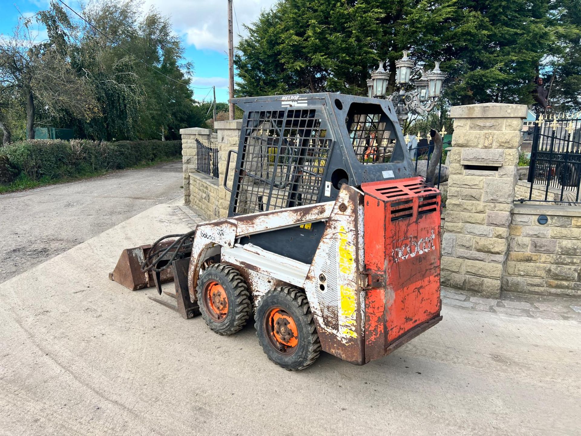 Bobcat 443 Wheeled Skidsteer Loader With Muck Grab, Bucket - Good Set Of Tyres *PLUS VAT* - Image 3 of 11