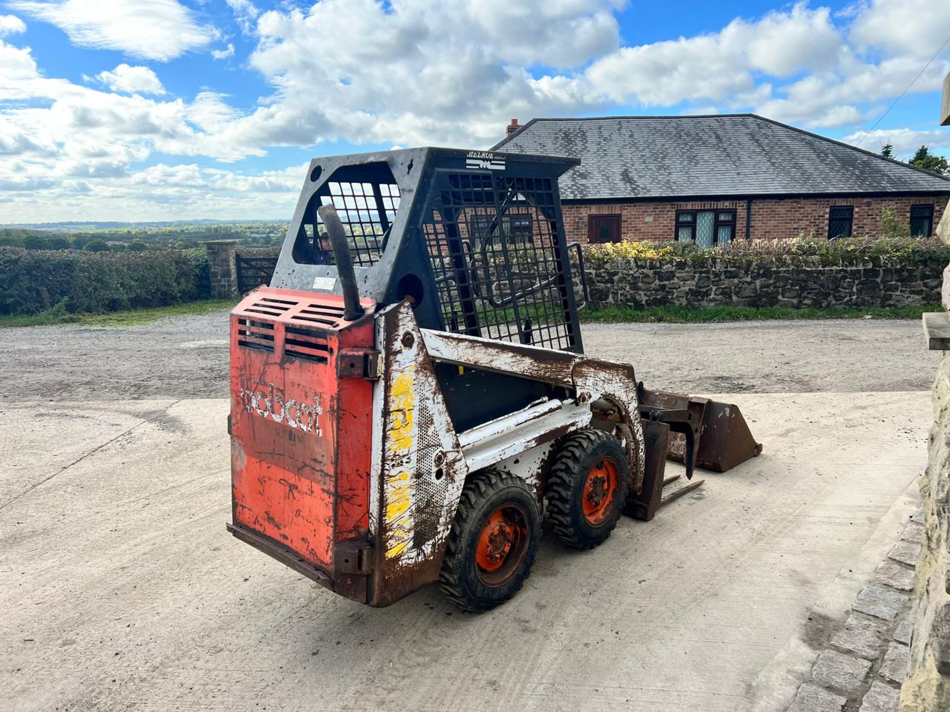 Bobcat 443 Wheeled Skidsteer Loader With Muck Grab, Bucket - Good Set Of Tyres *PLUS VAT* - Image 6 of 11