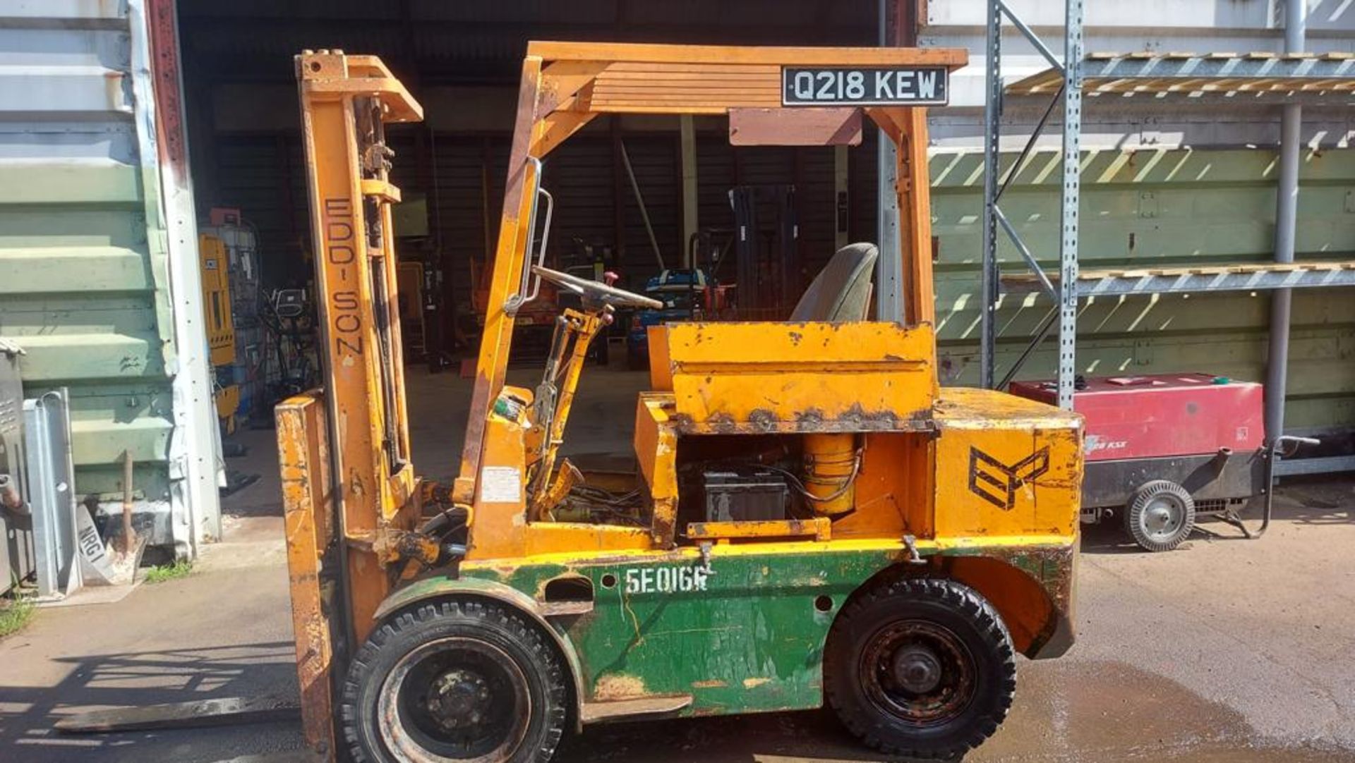 4 TON YALE FORKTRUCK, DIESEL, STARTS FIRST TURN OF THE KEY, NEW BRAKES *PLUS VAT*