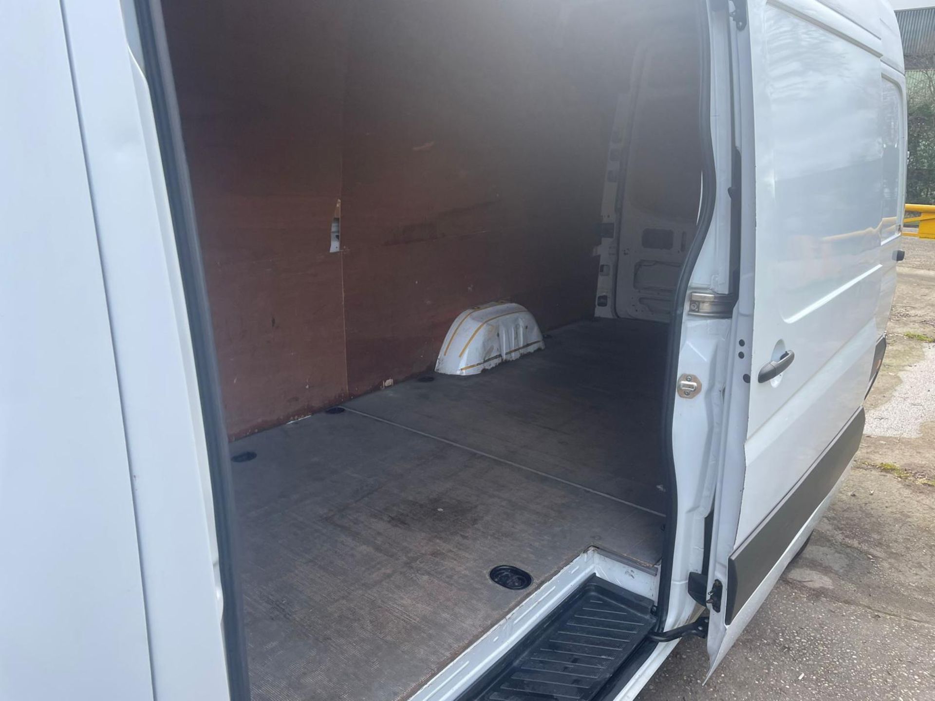 2014 MERCEDES-BENZ SPRINTER 313 CDI WHITE PANEL VAN *NO VAT* - Image 15 of 22