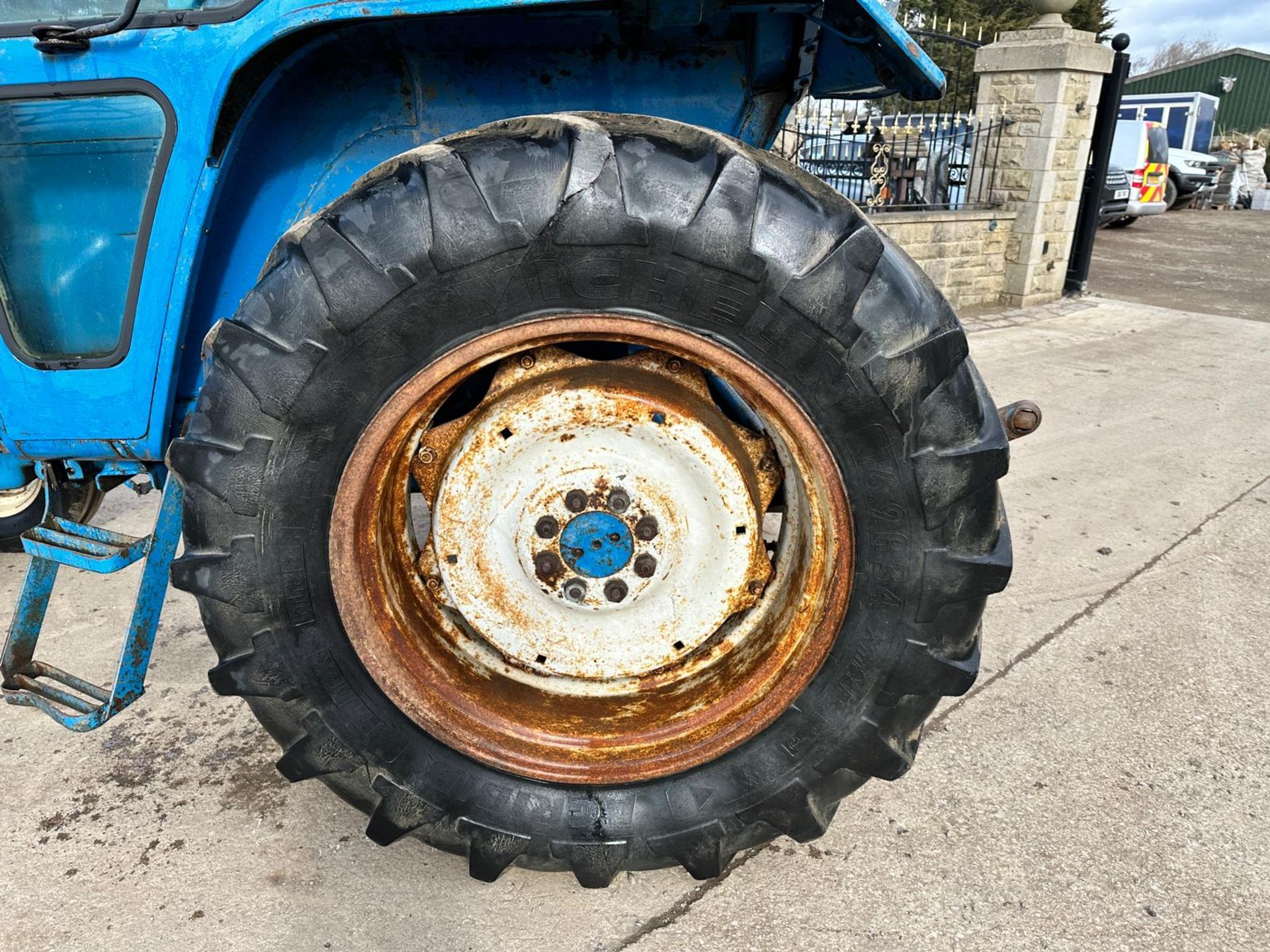 Ford 6600 Vintage Tractor *PLUS VAT* - Image 17 of 18