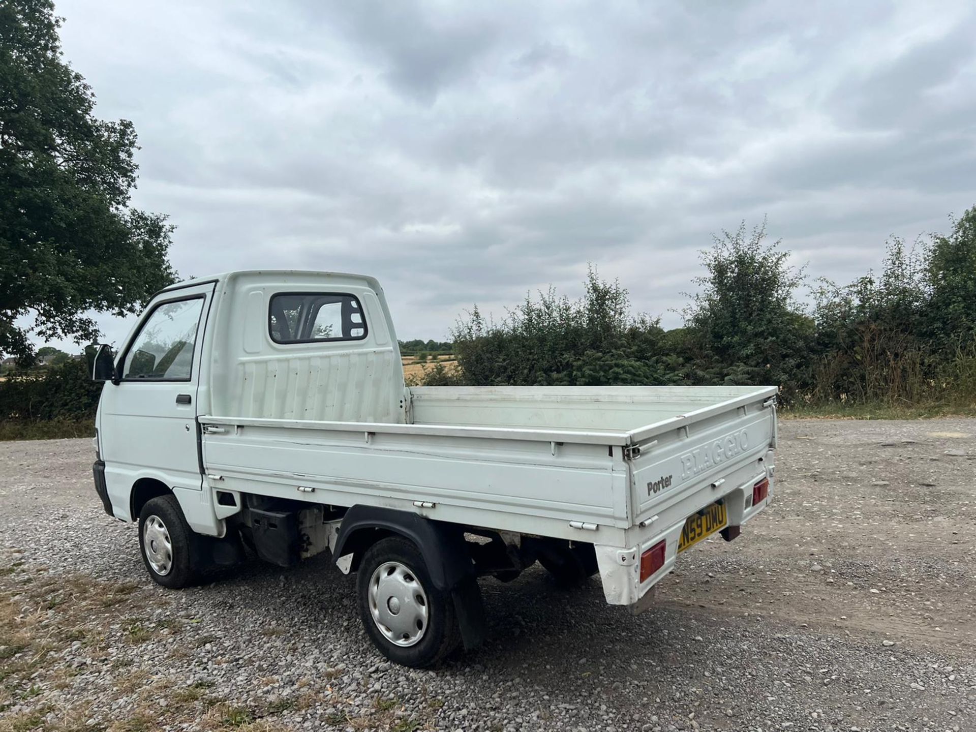 2009/59 PIAGGIO PORTER FLAT BED PICK-UP *PLUS VAT* - Image 5 of 8