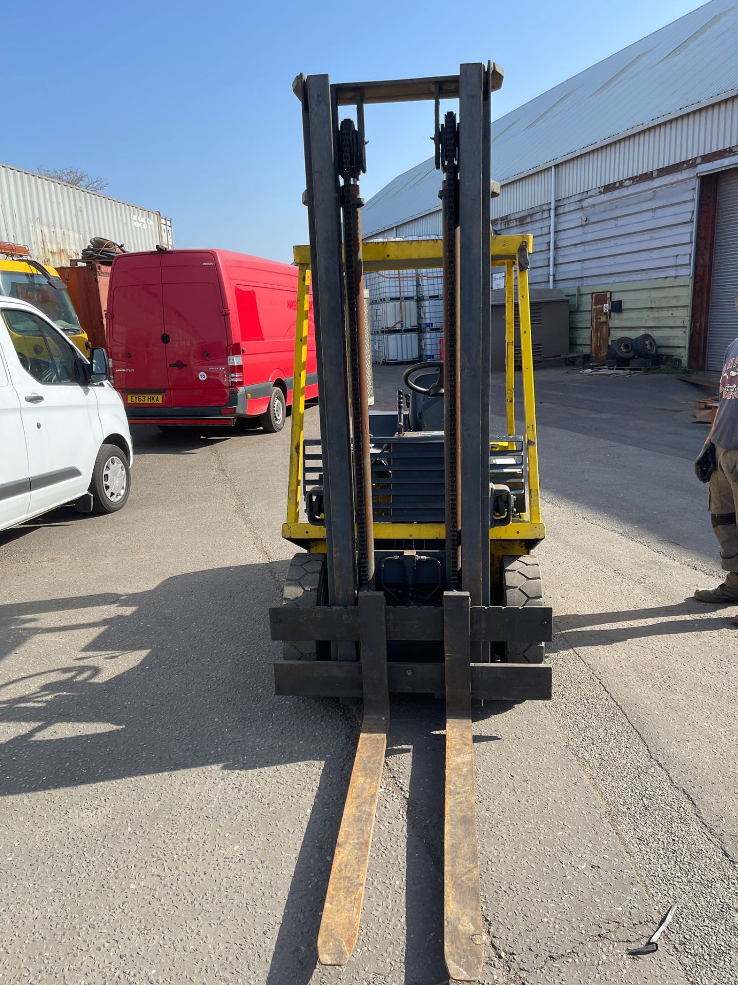 LINDE 2.0 DIESEL FORK TRUCK, MAX LIFT 3.8m *PLUS VAT* - Image 5 of 12