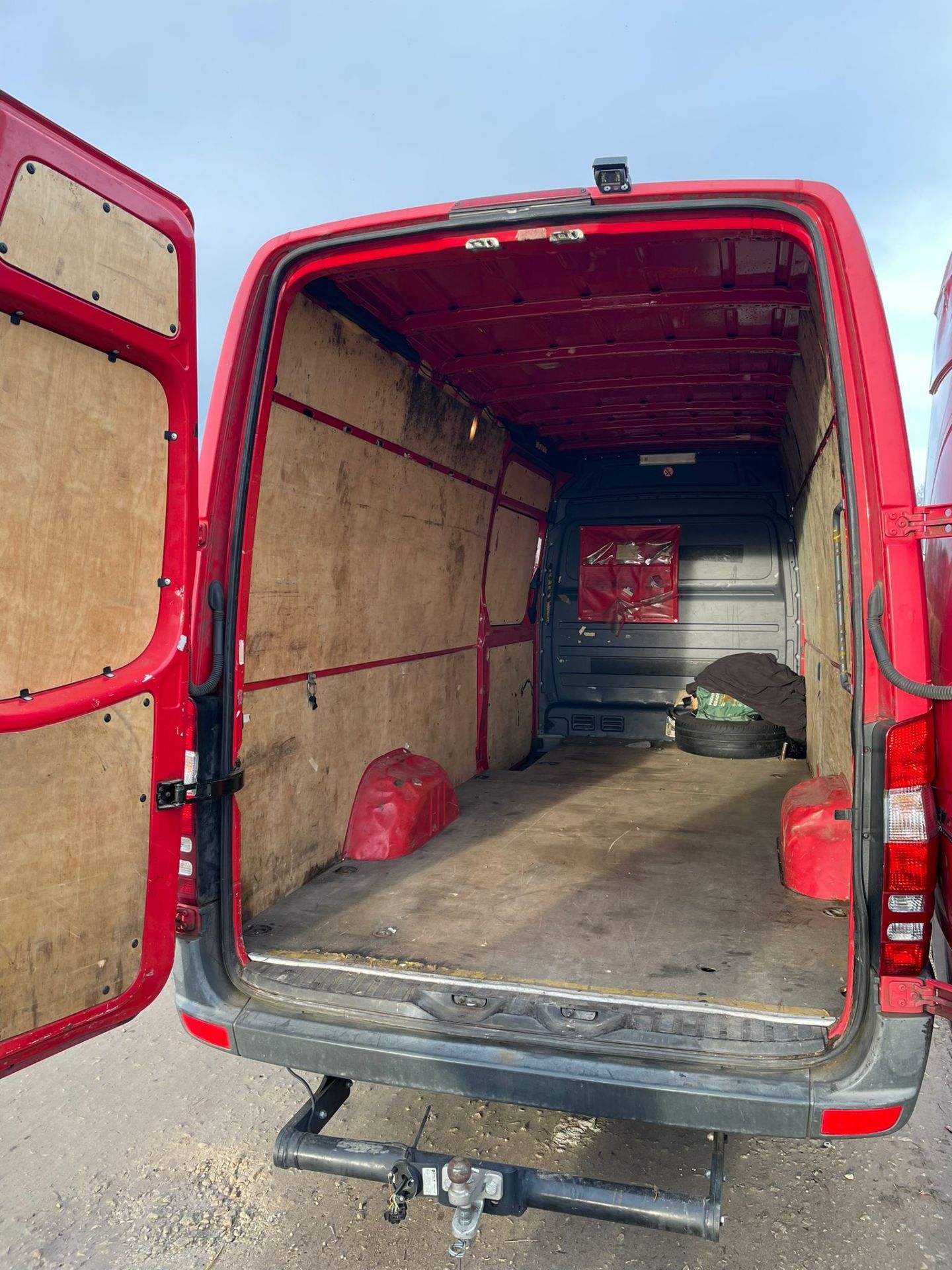 2009 MERCEDES SPRINTER 311 CDI LWB RED PANEL VAN *NO VAT* - Image 11 of 17