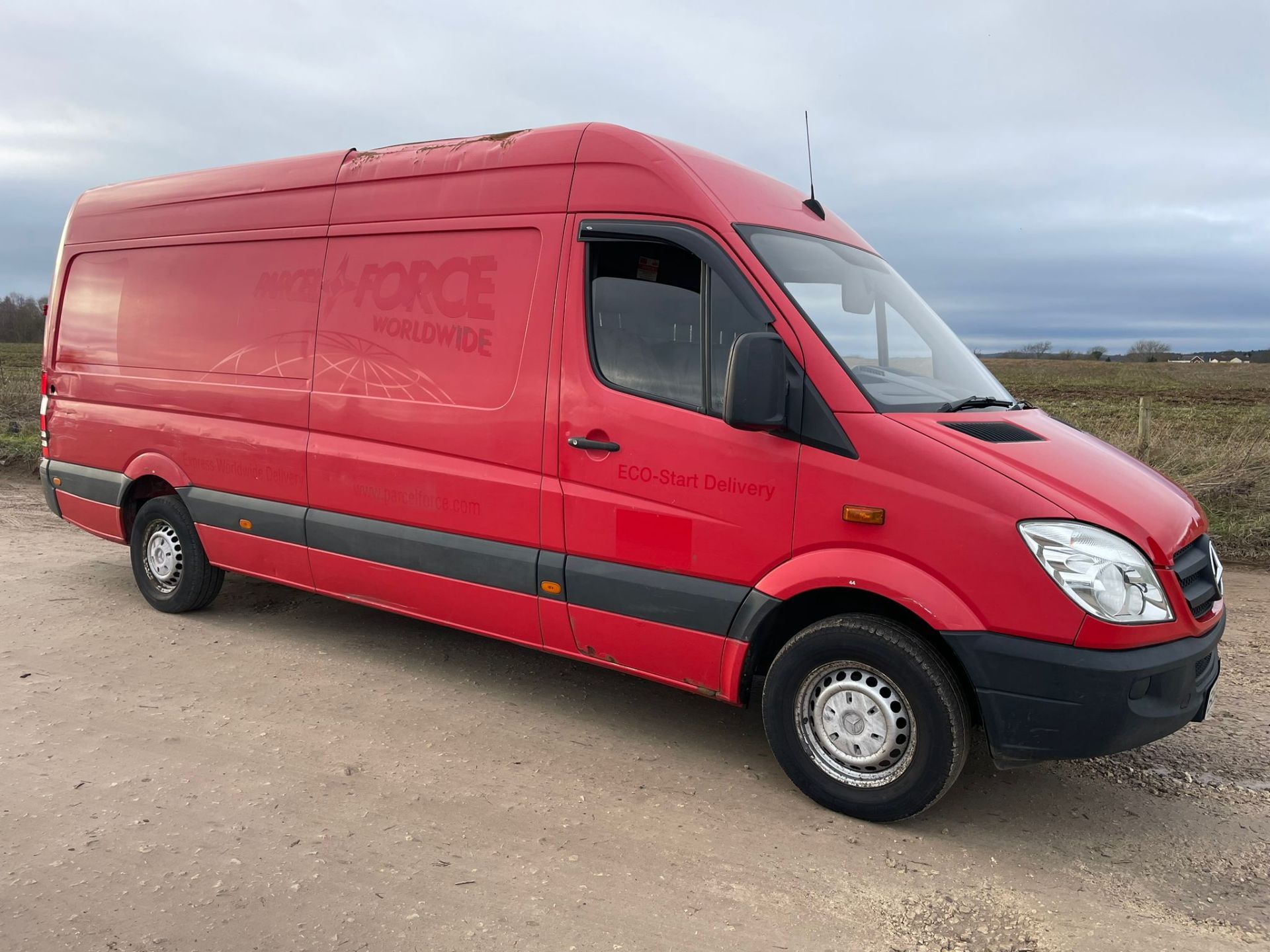 2009 MERCEDES SPRINTER 311 CDI LWB RED PANEL VAN *NO VAT* - Image 3 of 17