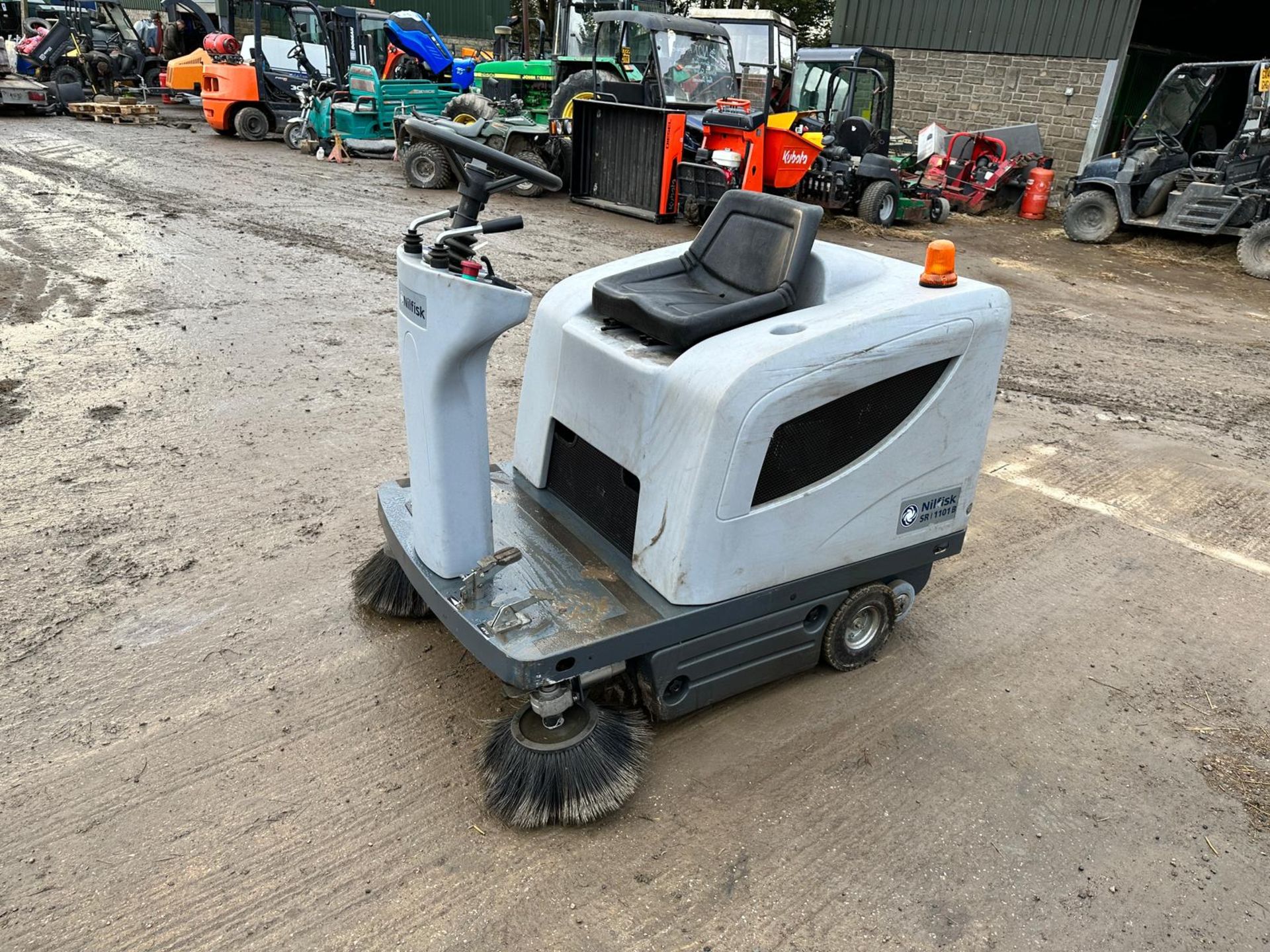 Nilfisk SR1101B Ride On Sweeper/Scrubber *PLUS VAT*