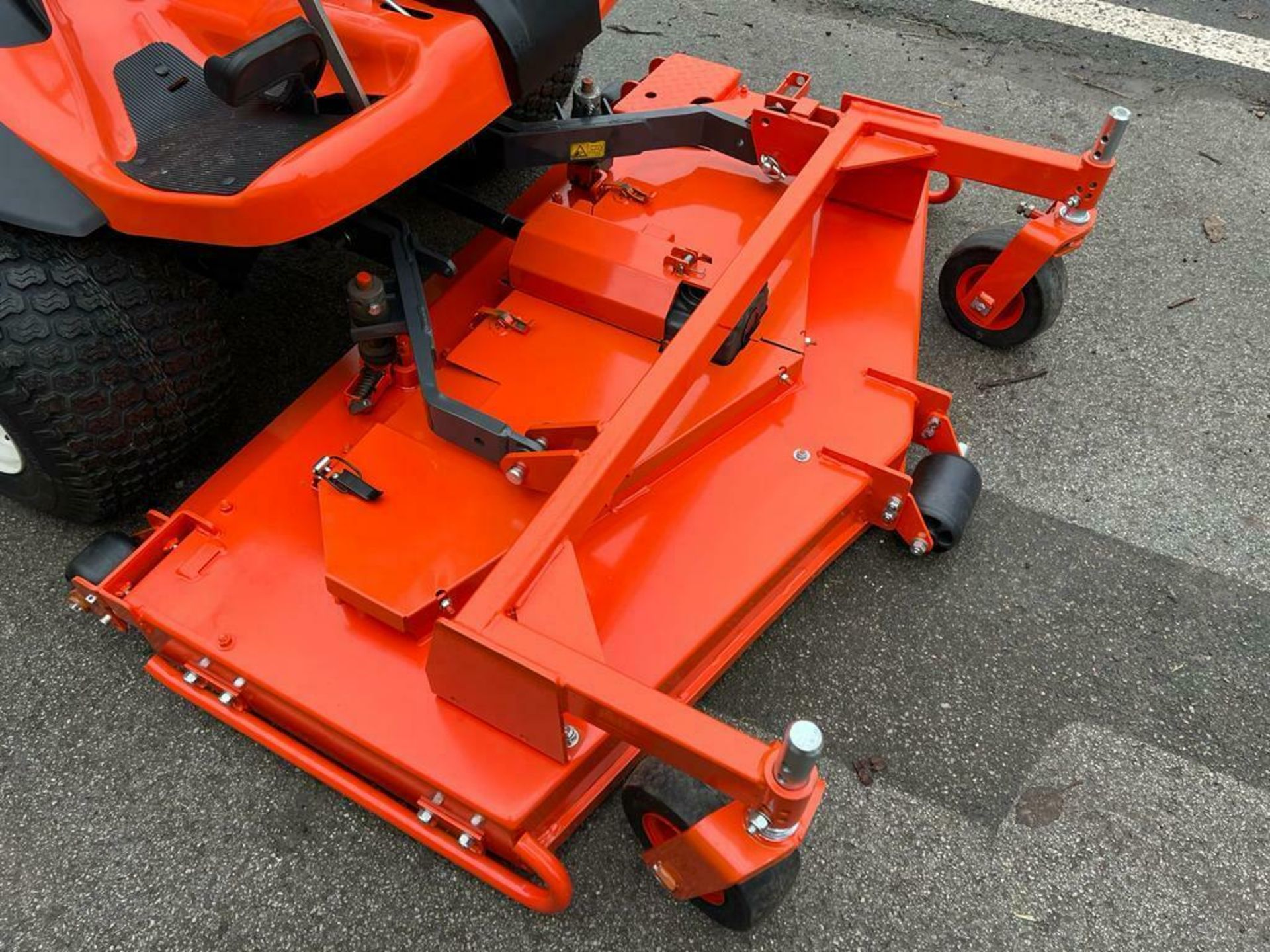 KUBOTA 3890 UPFRONT ROTARY MOWER, YEAR 2014, 4 WHEEL DRIVE, ONLY 2072 HOURS *PLUS VAT* - Image 7 of 11