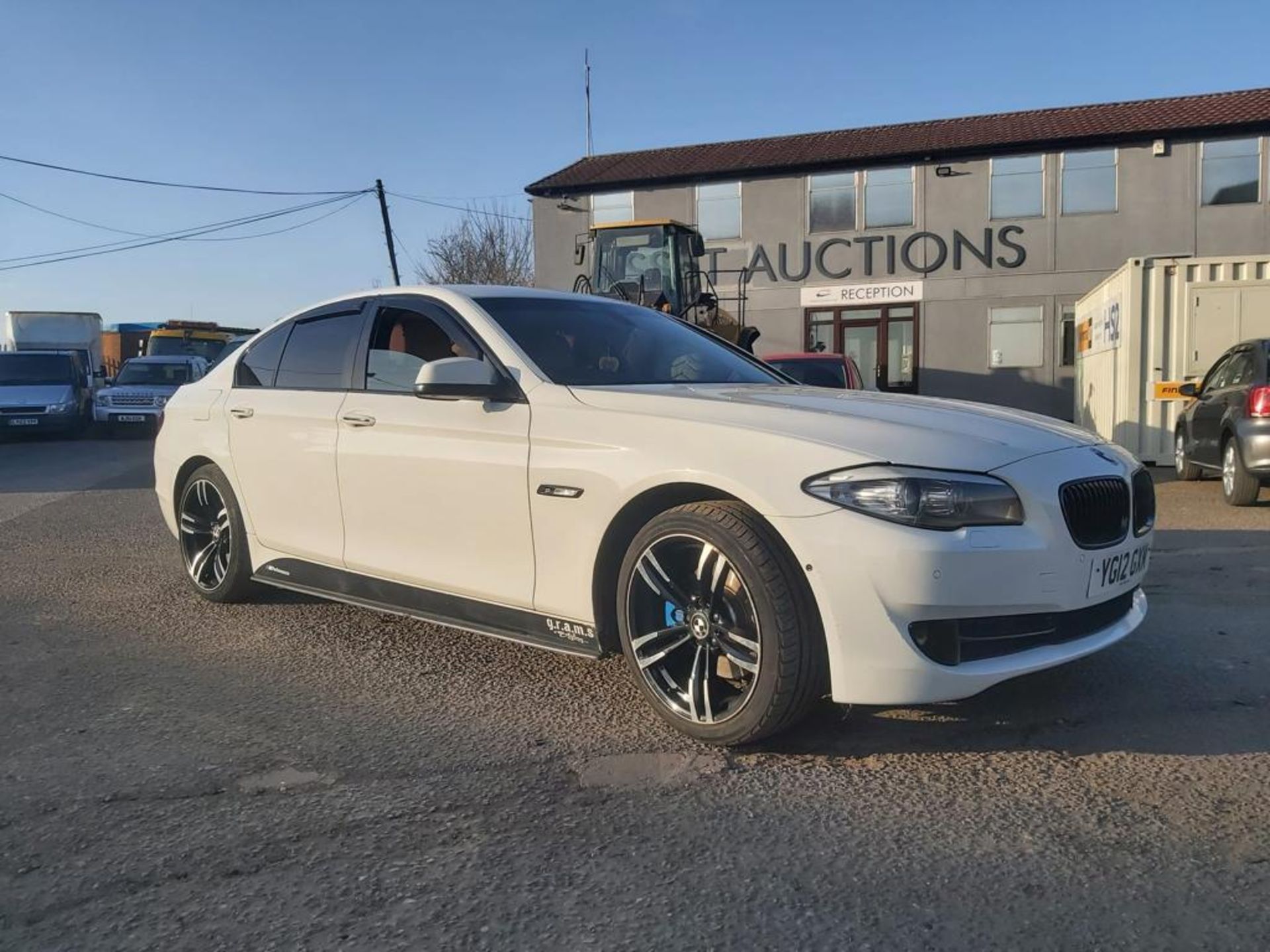 REPOSSESSION - 2012 BMW 520D EFFICIENT DYNAMICS WHITE SALOON *NO VAT* - Image 2 of 25