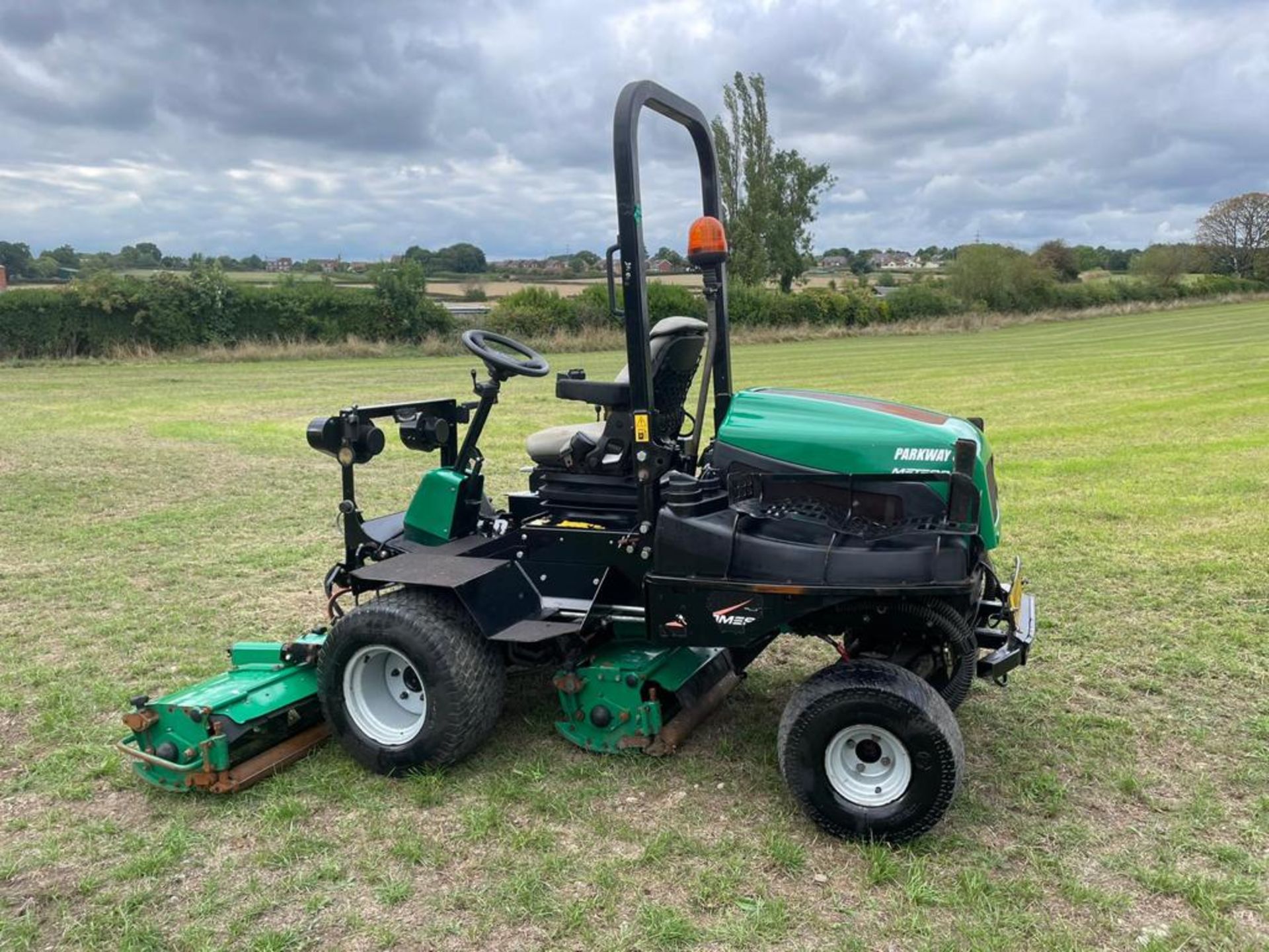 2013 Ransomes Parkway 3 4WD 3 Gang Cylinder Mower *PLUS VAT* - Image 6 of 12