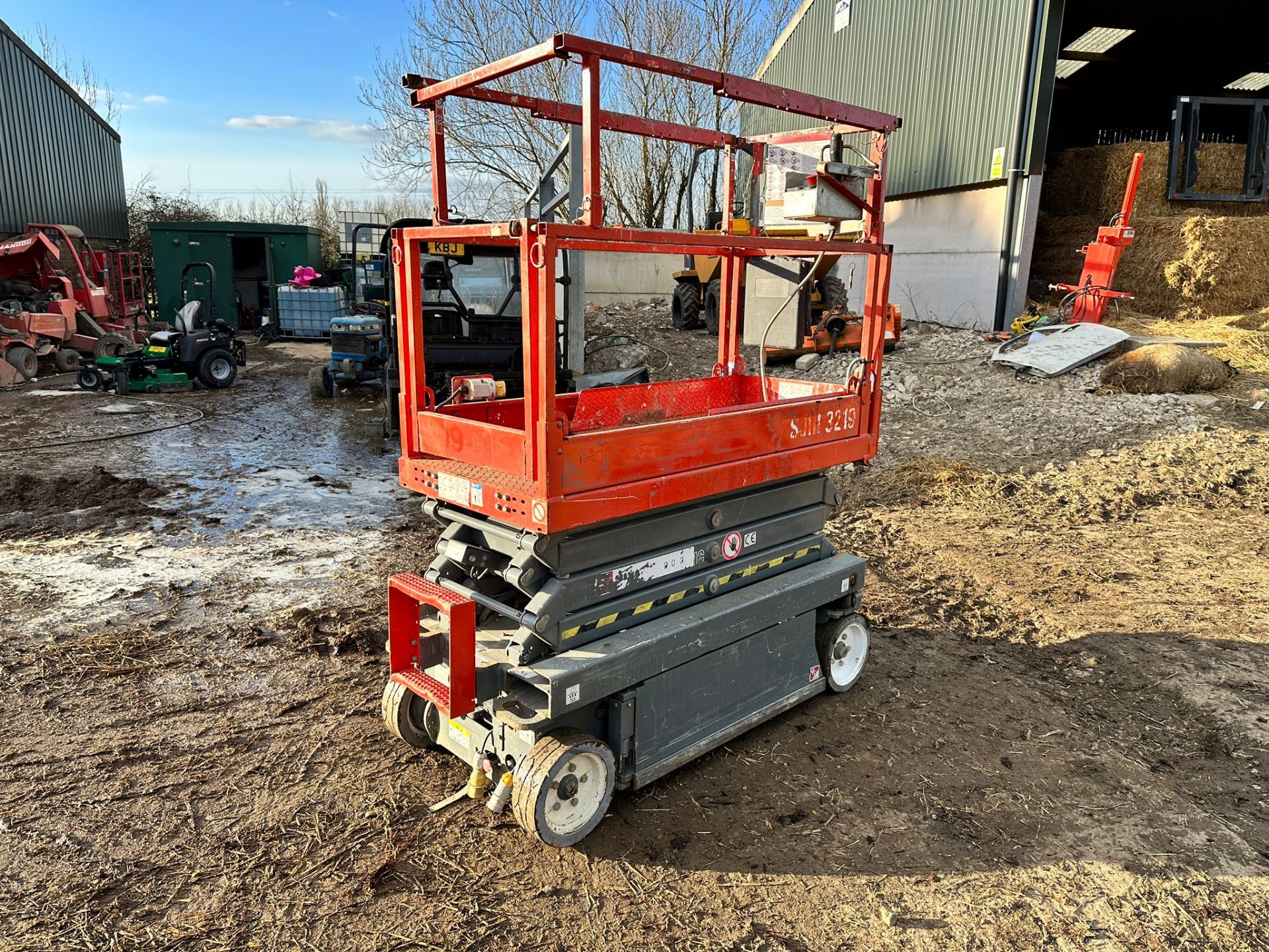 2014 Skyjack SJIII-3219 Scissor Lift *PLUS VAT* - Image 2 of 12