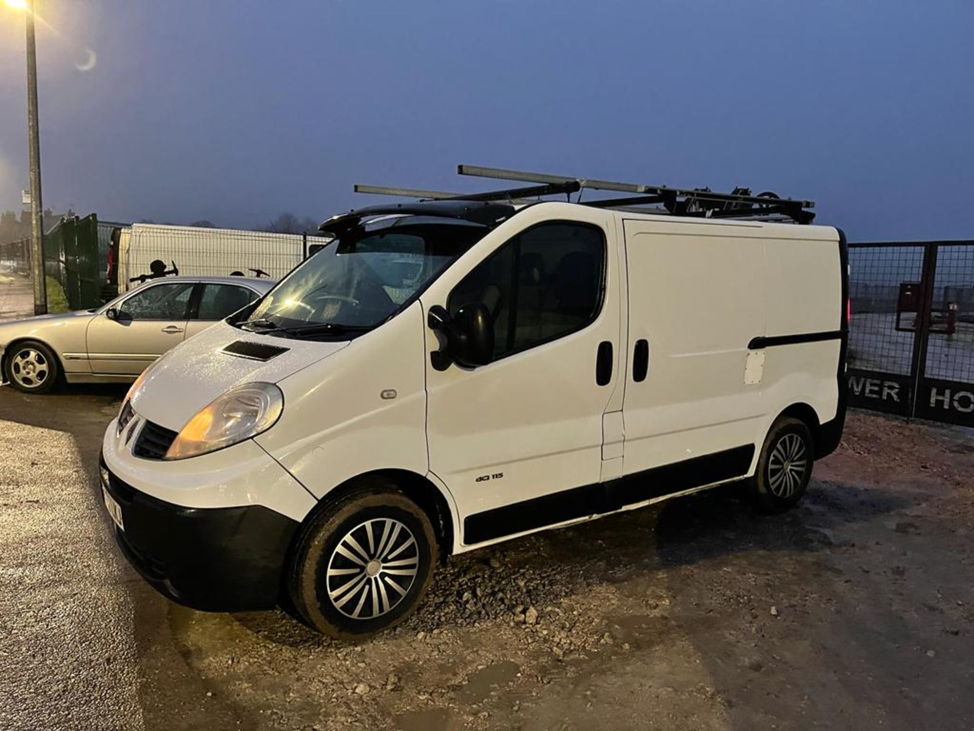 2012 RENAULT TRAFIC SL27 DCI WHITE PANEL VAN *NO VAT* - Image 6 of 12