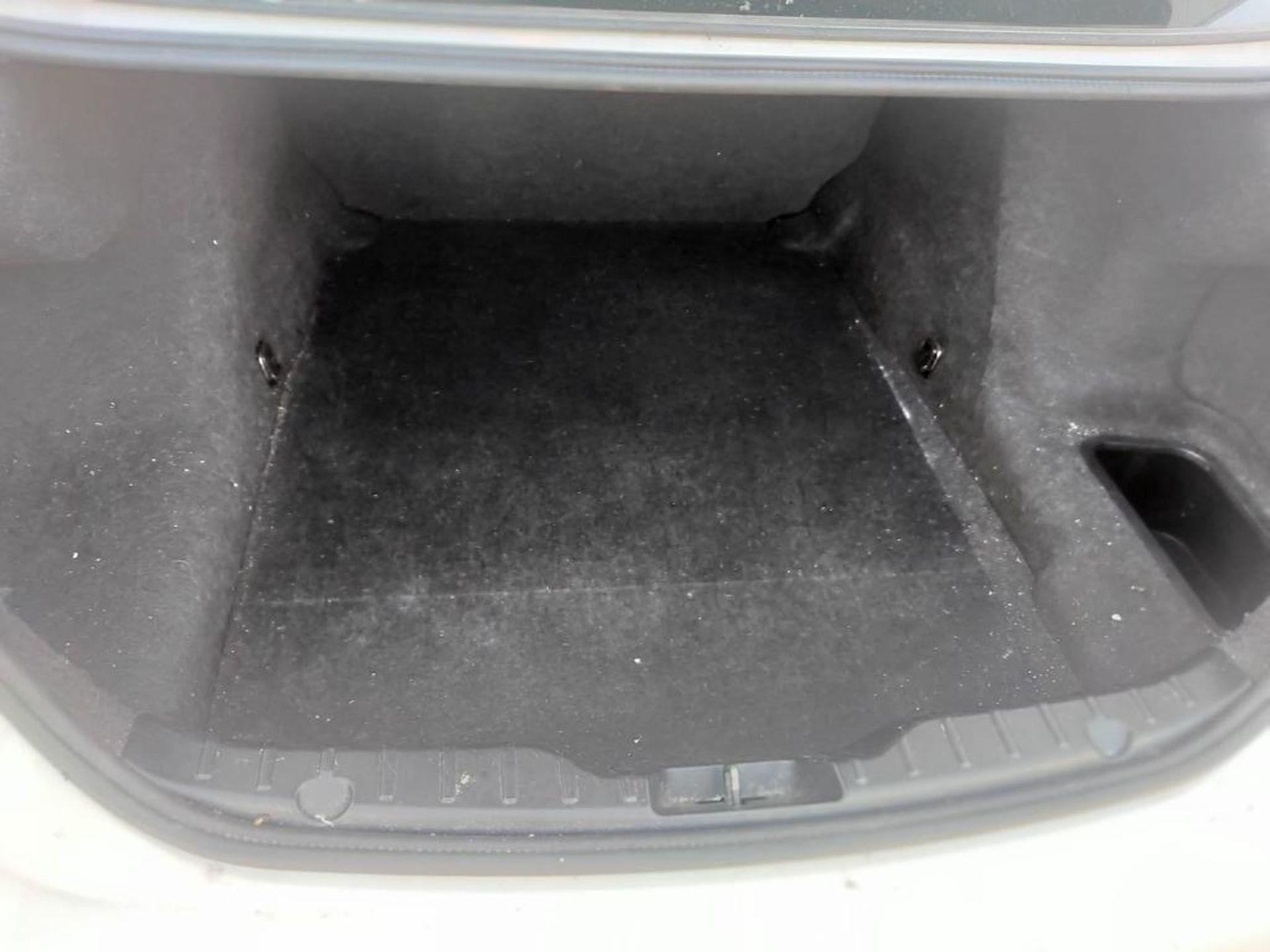 REPOSSESSION - 2012 BMW 520D EFFICIENT DYNAMICS WHITE SALOON *NO VAT* - Image 24 of 25
