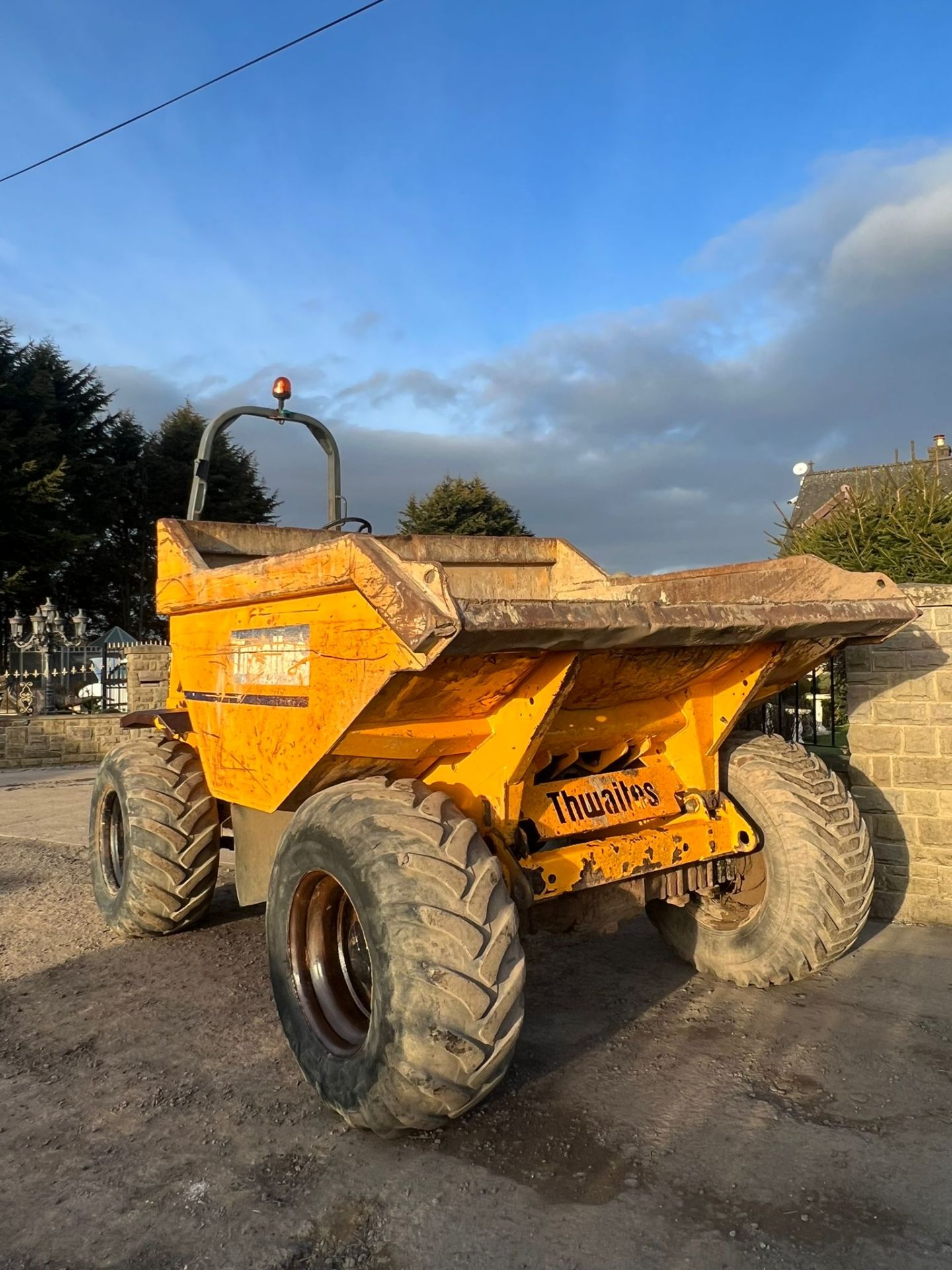 Thwaites 9 Ton 4WD Dumper *PLUS VAT* - Image 2 of 6