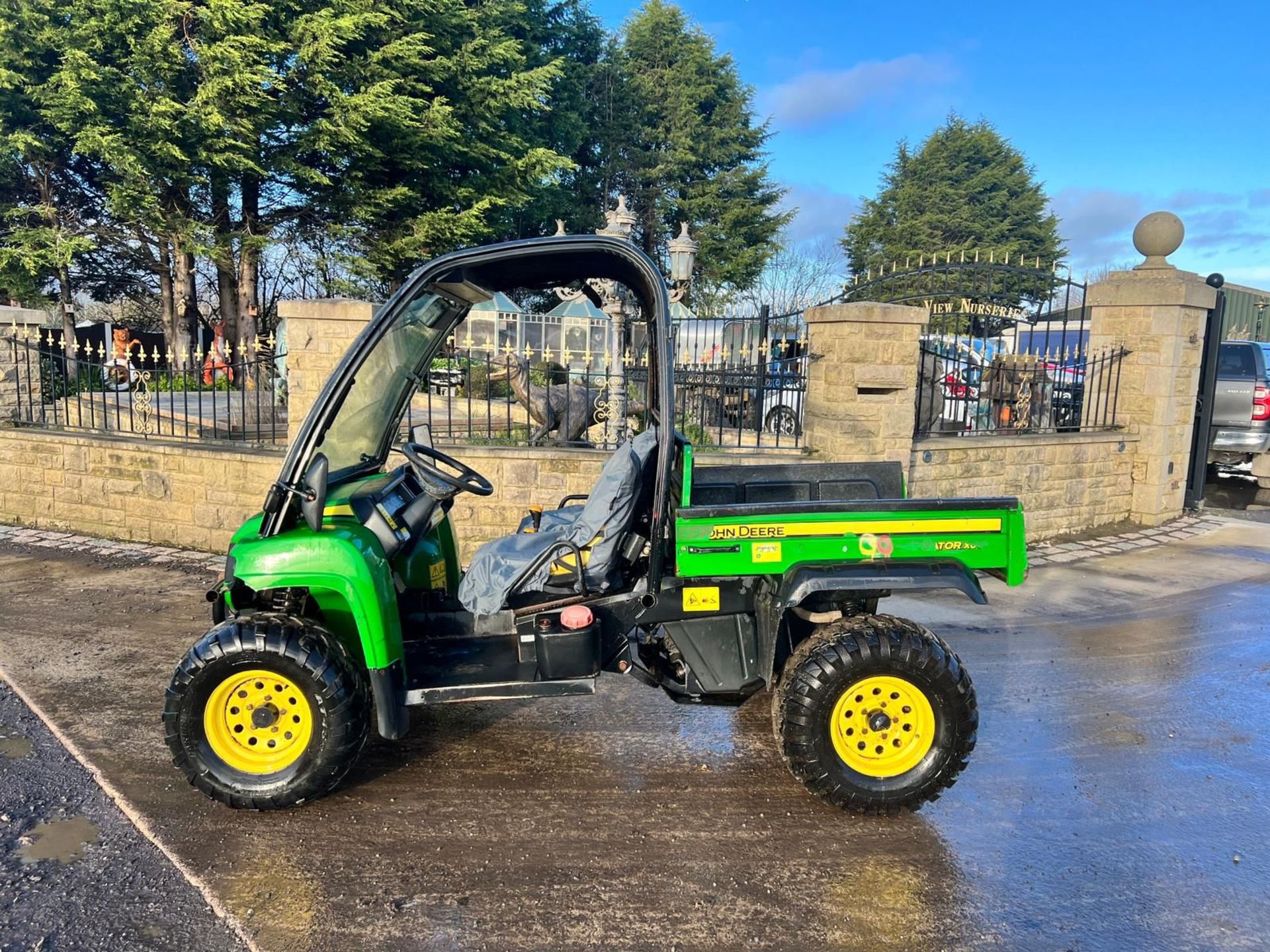 JOHN DEERE GATOR XUV850D *PLUS VAT* - Image 5 of 8