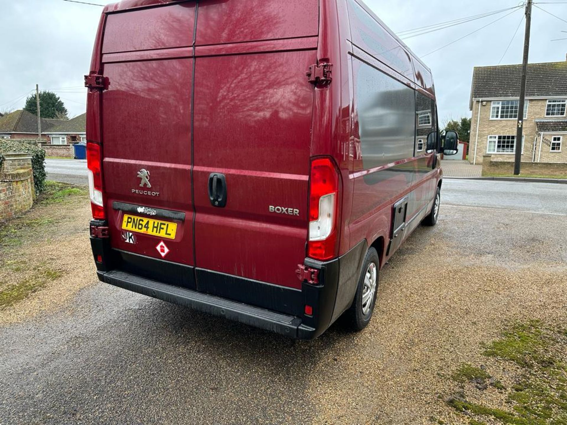 2014 PEUGEOT BOXER MOTORHOME 335 PROFESSIONAL L3H2HDI RED PANEL VAN *NO VAT* - Image 4 of 32