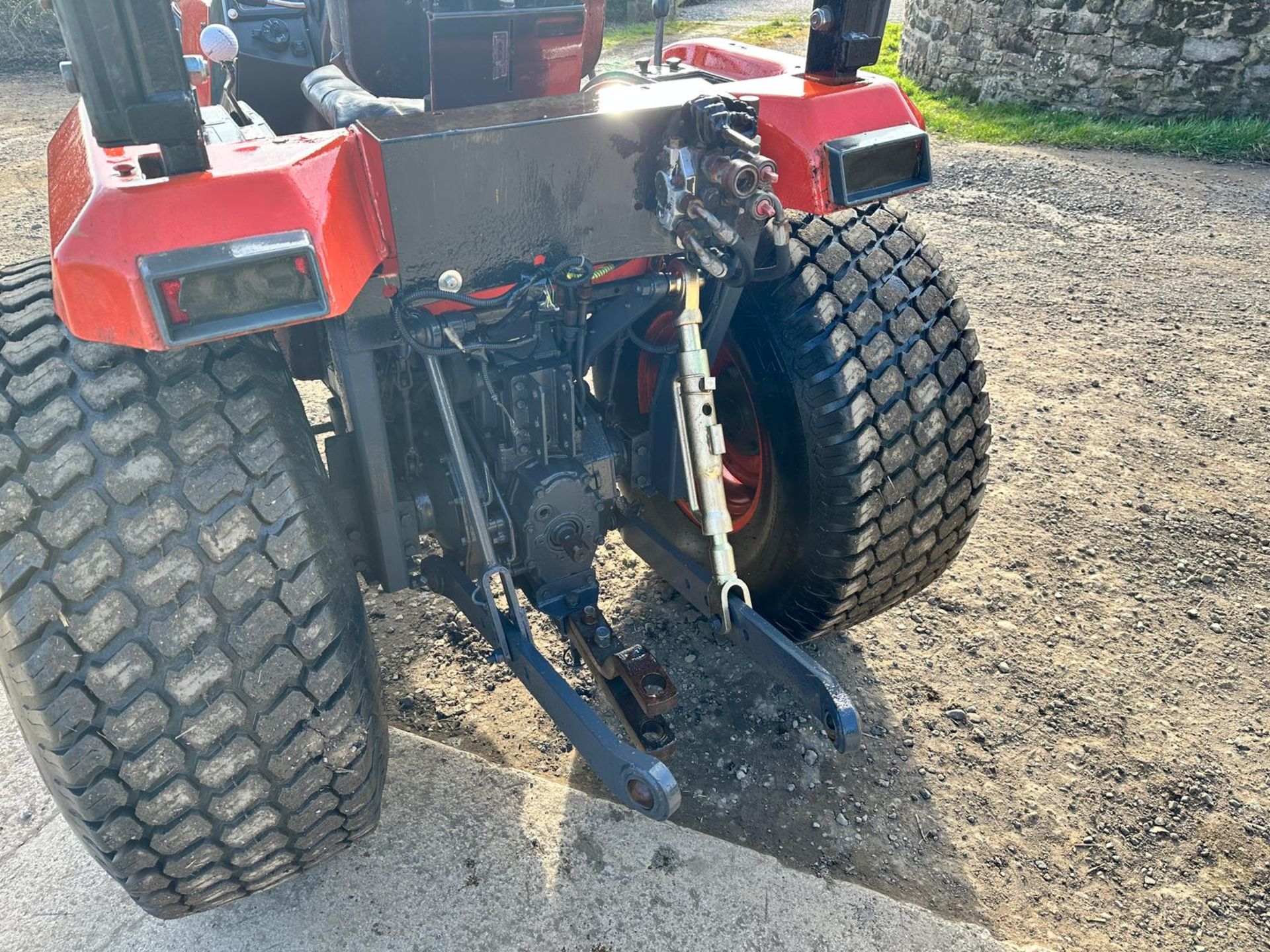 Kubota ST30 30HP 4WD Compact Tractor *PLUS VAT* - Image 13 of 14