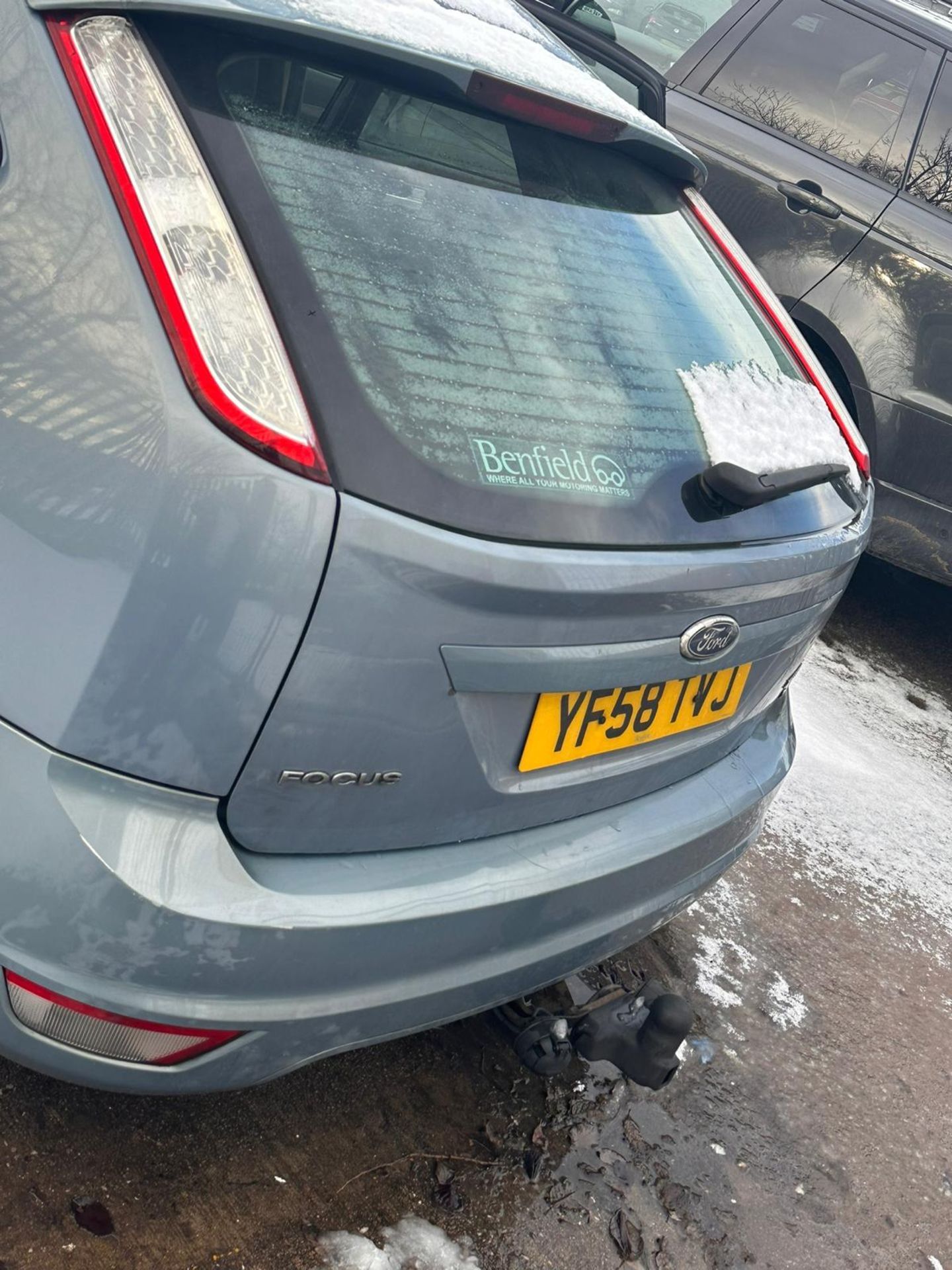 2009 FORD FOCUS ZETEC TD 115 BLUE HATCHBACK - Image 3 of 12