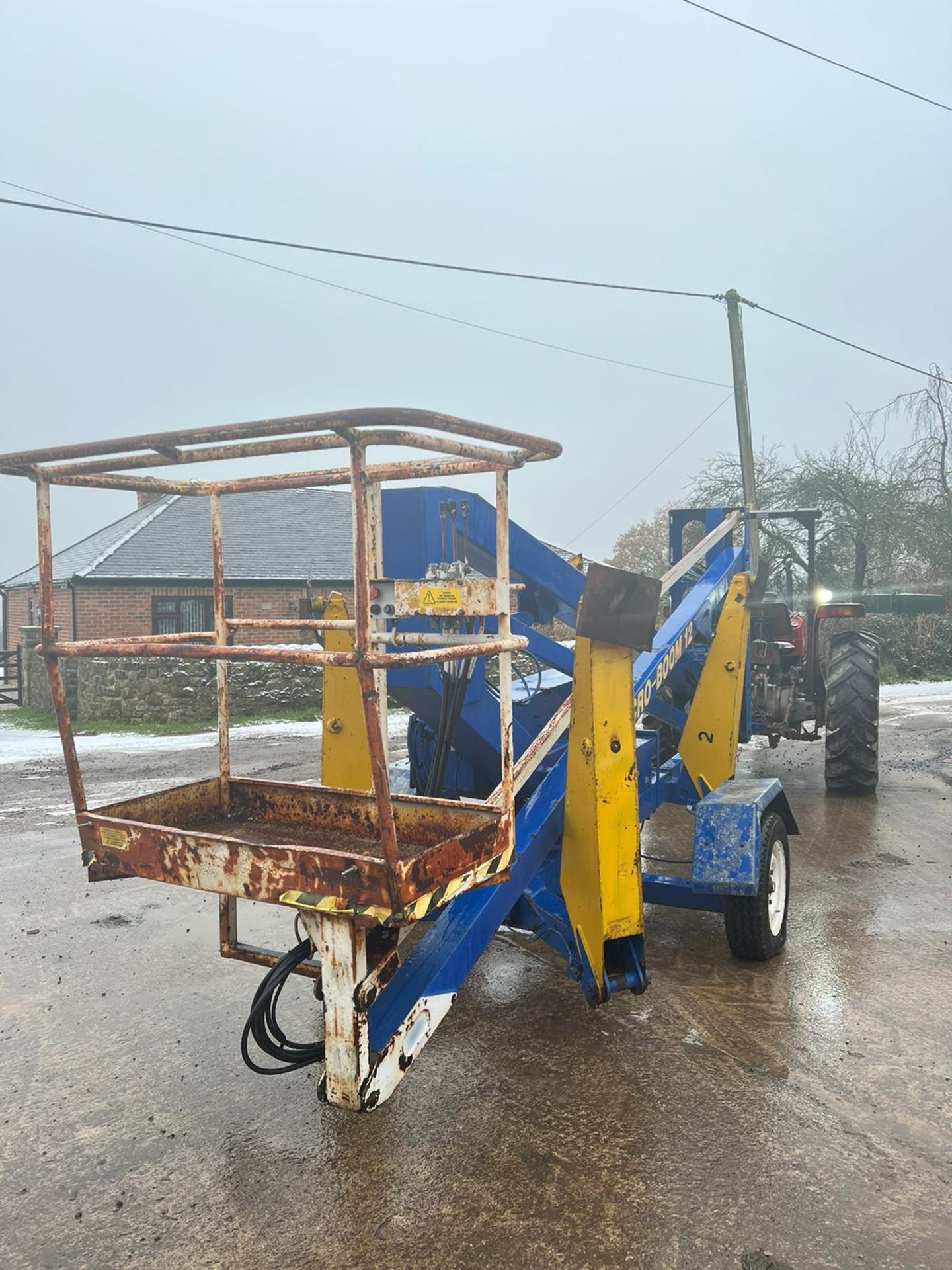MICRO BOOM 12 BOOM LIFT TOW BEHIND *PLUS VAT* - Image 10 of 11