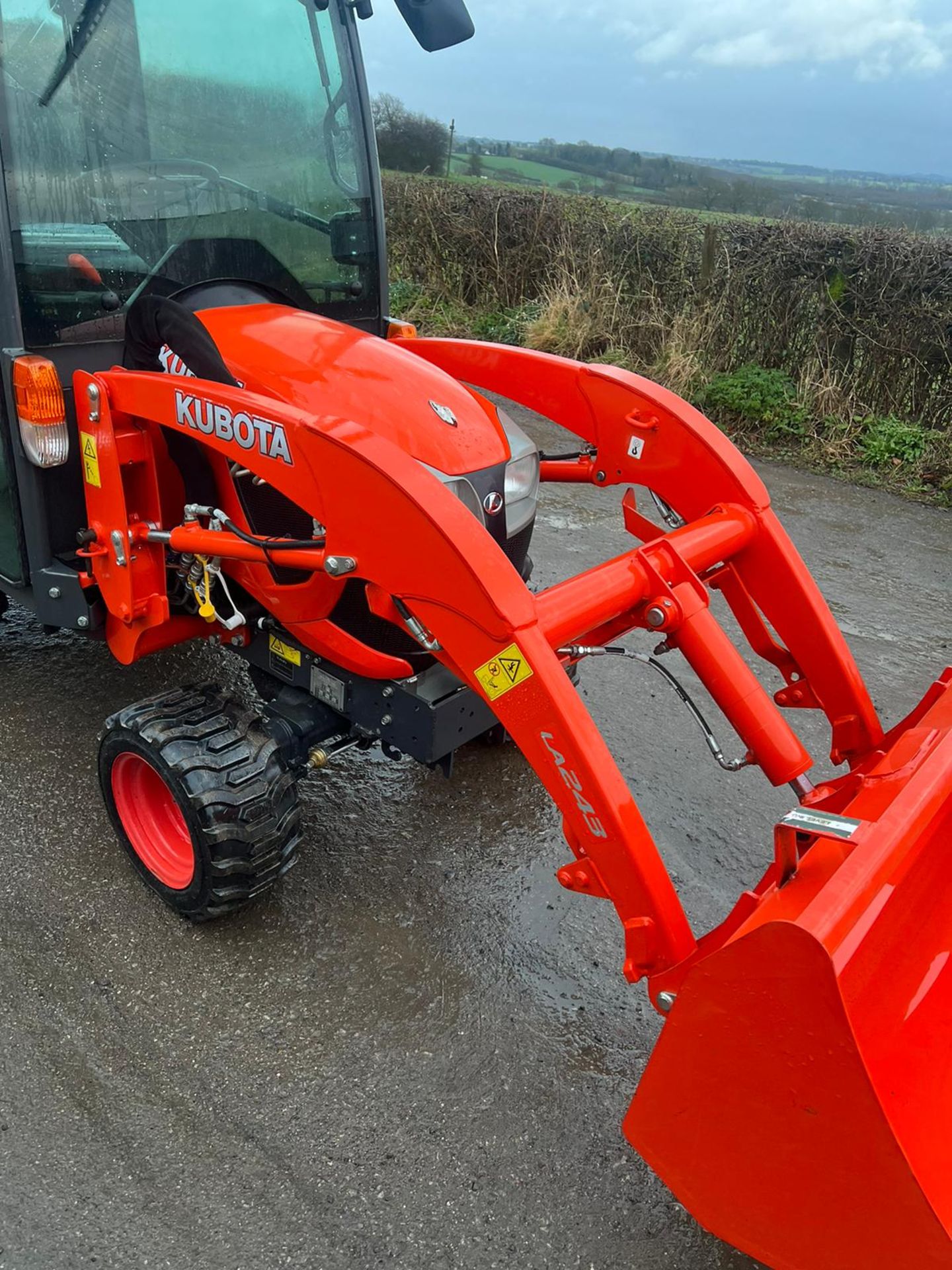 Ex Demo like New Kubota BX231 23HP 4WD Compact Tractor *PLUS VAT* - Image 3 of 22