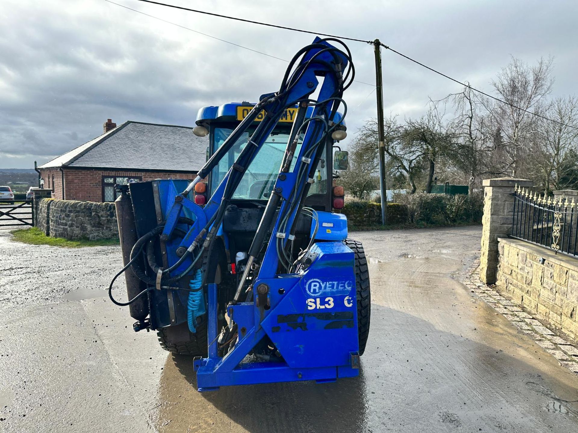 60 Reg. New Holland Boomer 3050 50HP 4WD Compact Tractor With Ryetec SL320H Hedge Cutter *PLUS VAT* - Image 14 of 28