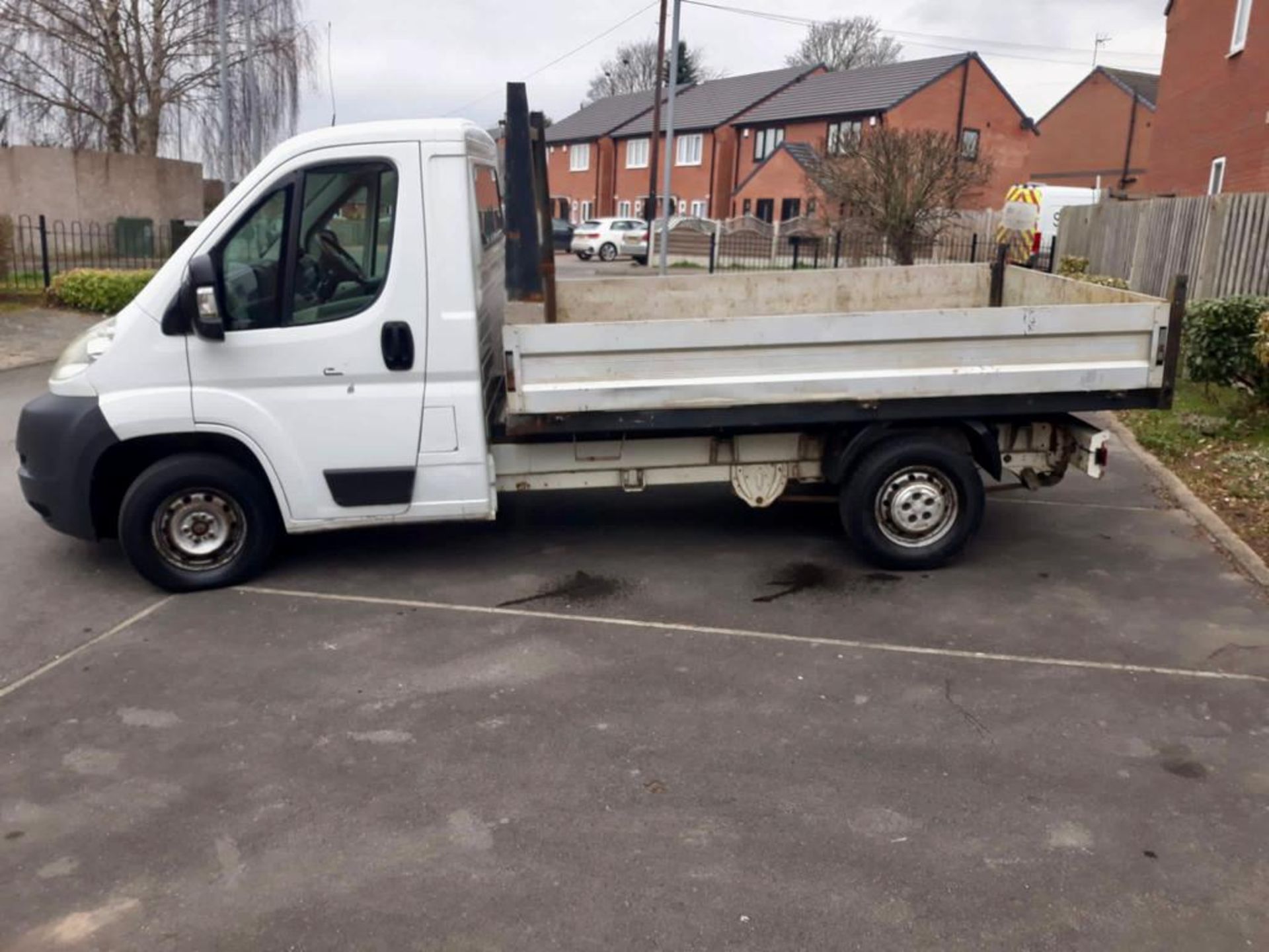 2008 PEUGEOT BOXER 335 MWB WHITE TIPPER VAN *NO VAT* - Image 4 of 8