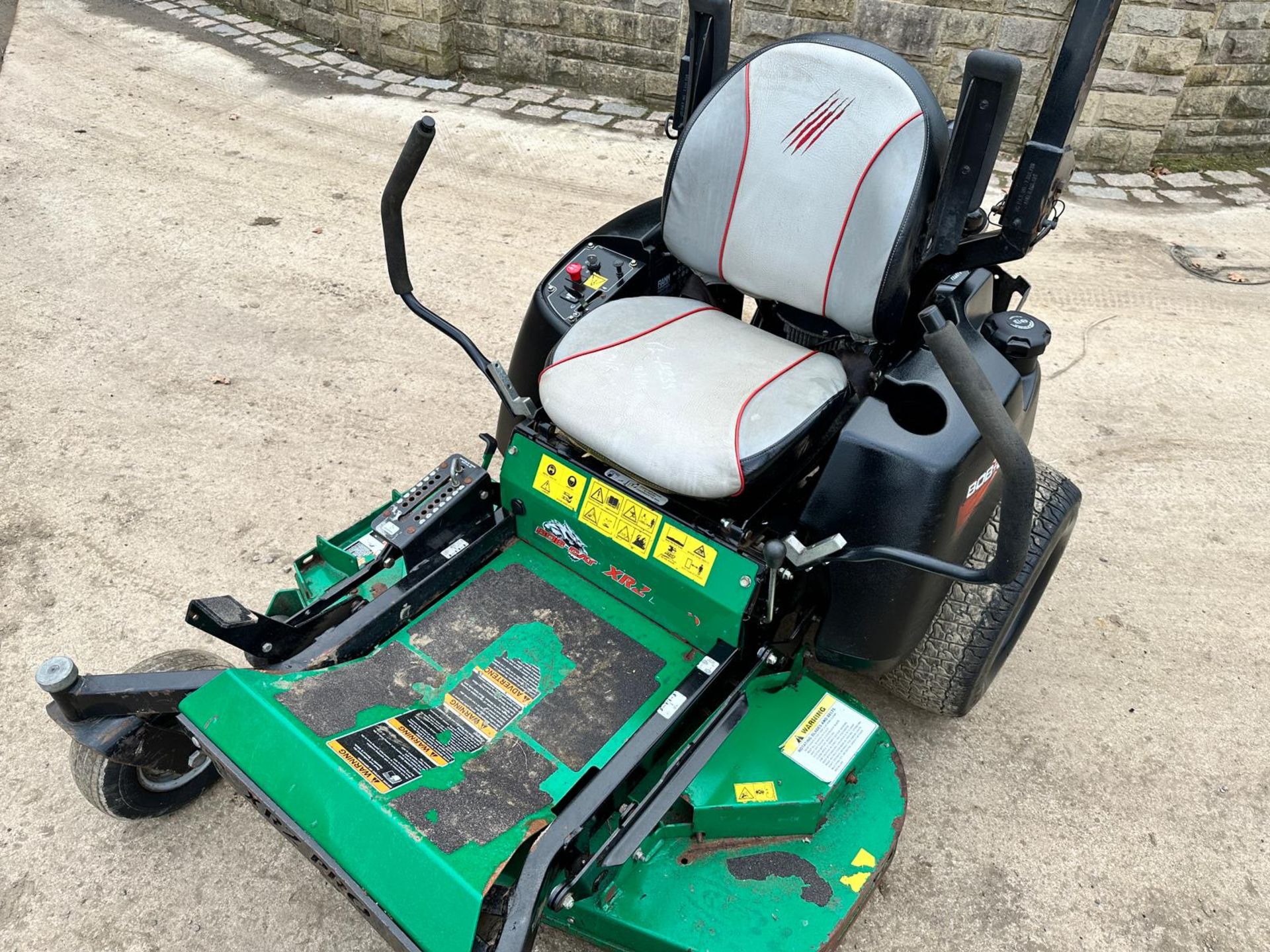 2017 Bobcat XRZ Pro ZT3400 Zero Turn Mower *PLUS VAT* - Image 9 of 14