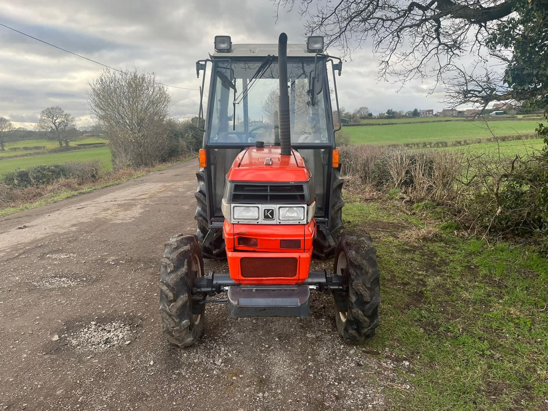 KUBOTA GL-46 TRACTOR FULL GLASS CAB 46HP *PLUS VAT* - Image 2 of 13