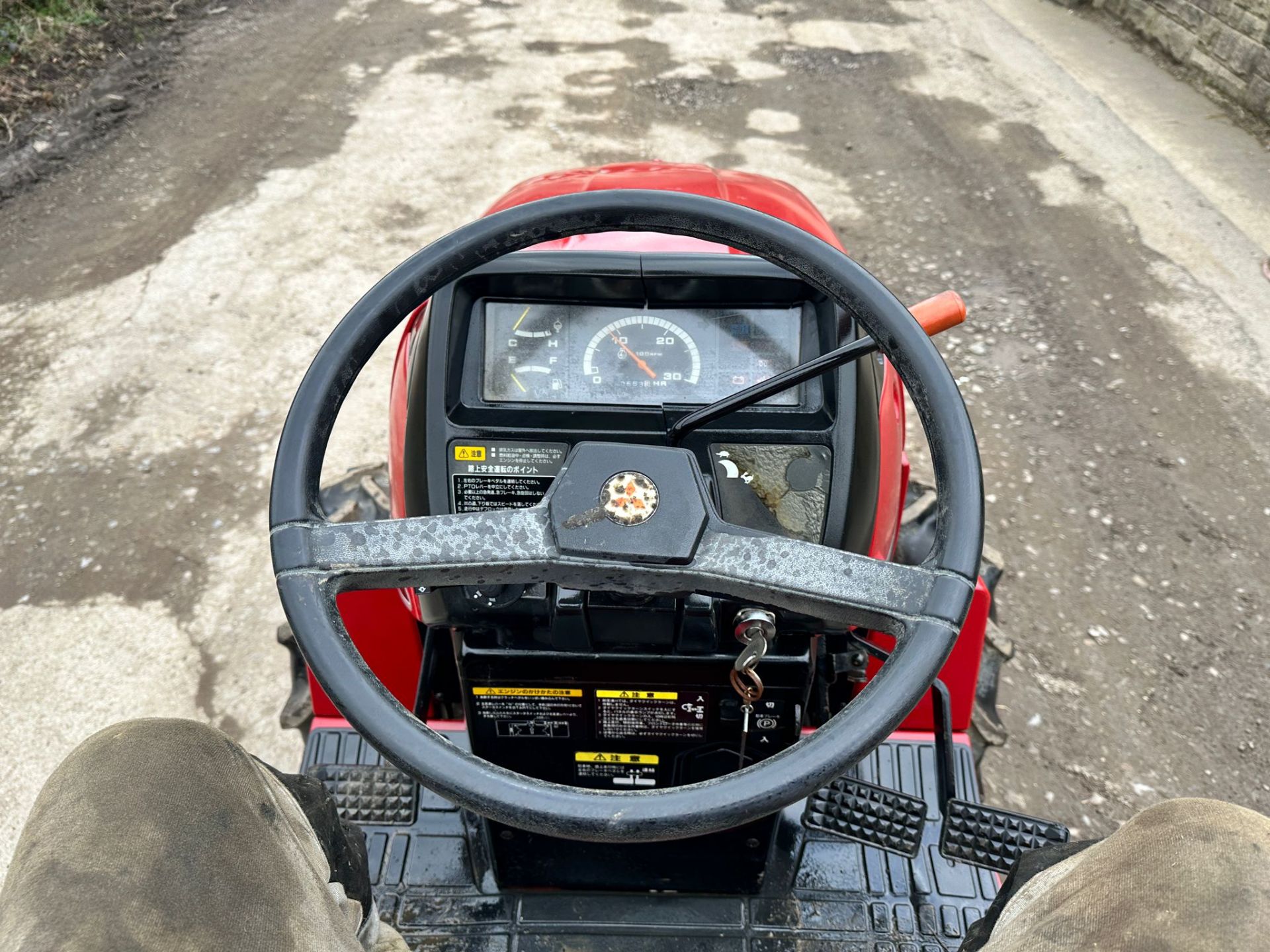 Mitsubishi MT165 4WD Compact Tractor With 2021 Winton 1.25 Metre Flail Mower *PLUS VAT* - Image 15 of 19