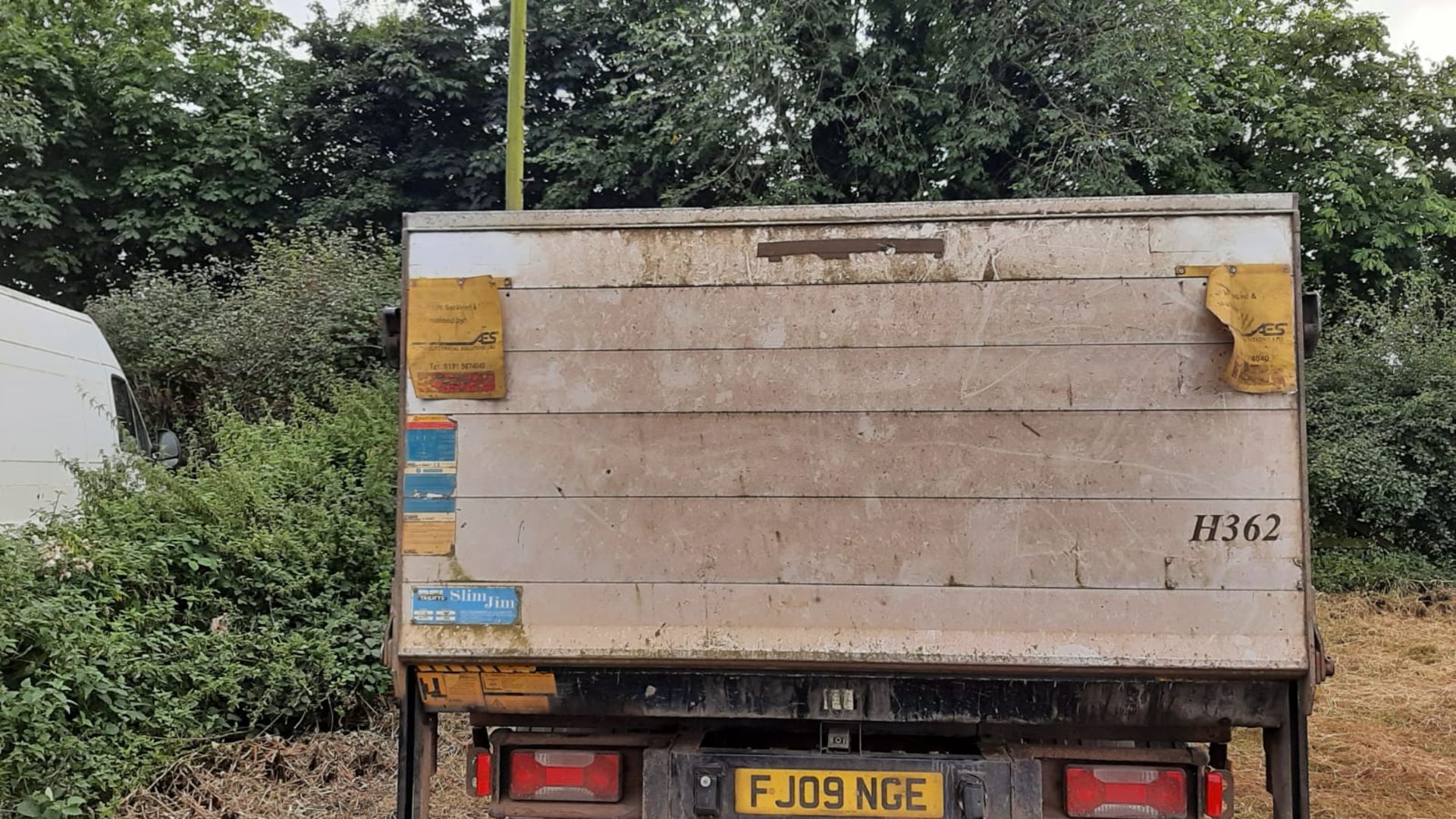 2009 IVECO DAILY 65C18 YELLOW 3 WAY TIPPER WITH TAIL LIFT *NO VAT* - Image 7 of 21