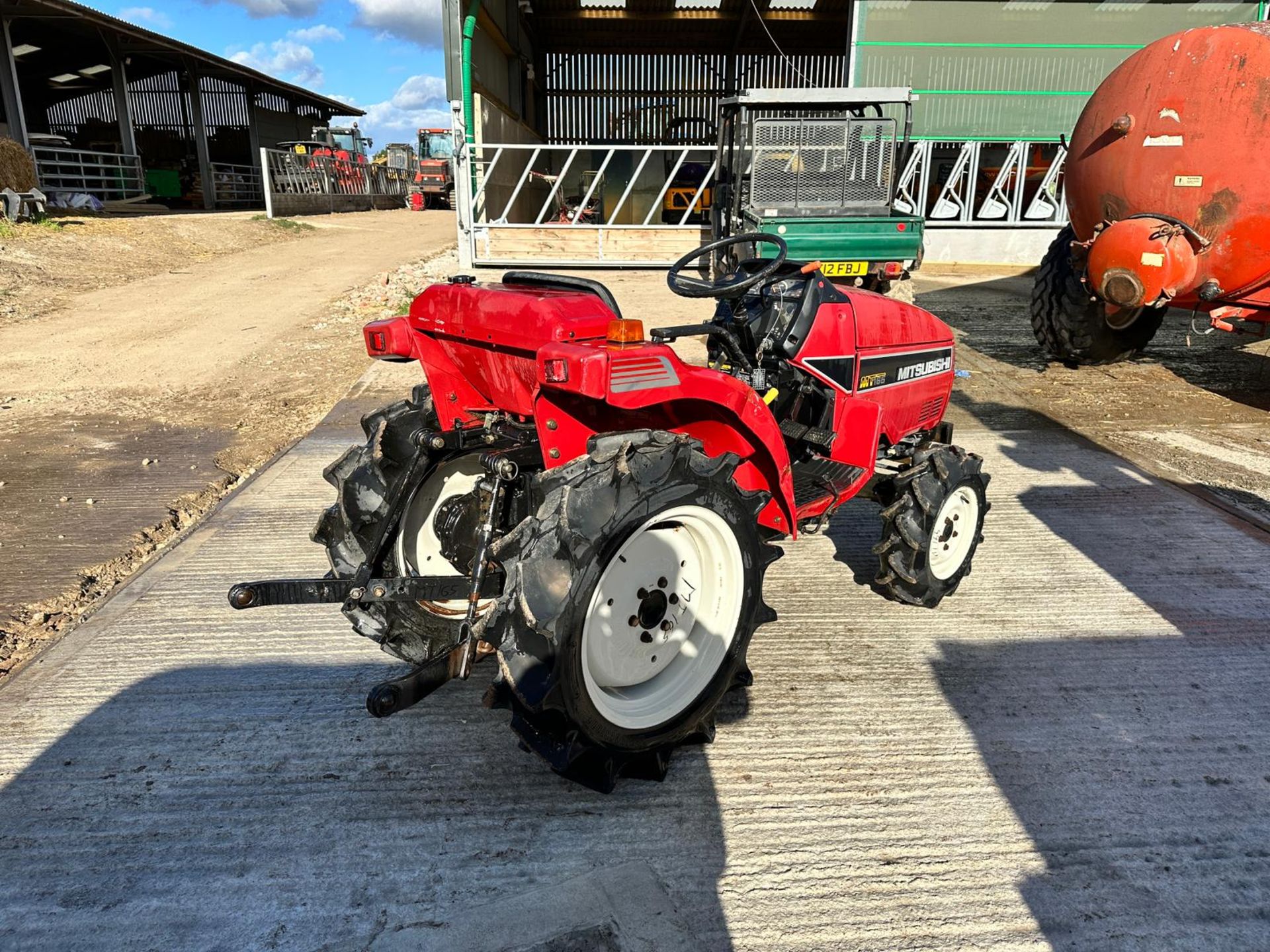 Mitsubishi MT165 4WD Compact Tractor, Runs And Drives, Showing A Low 563 Hours! *PLUS VAT* - Image 3 of 15