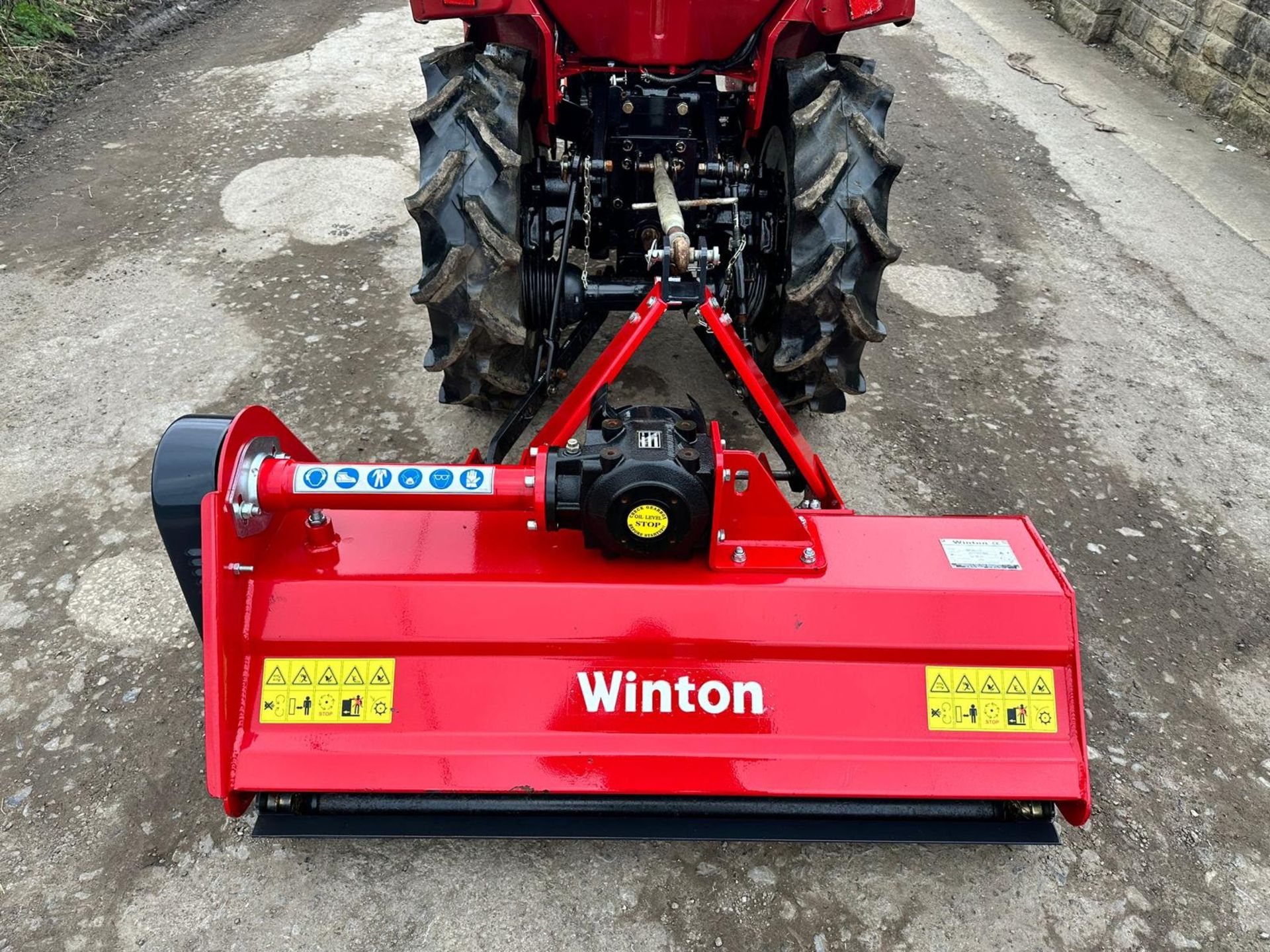 Mitsubishi MT165 4WD Compact Tractor With 2021 Winton 1.25 Metre Flail Mower *PLUS VAT* - Image 7 of 19