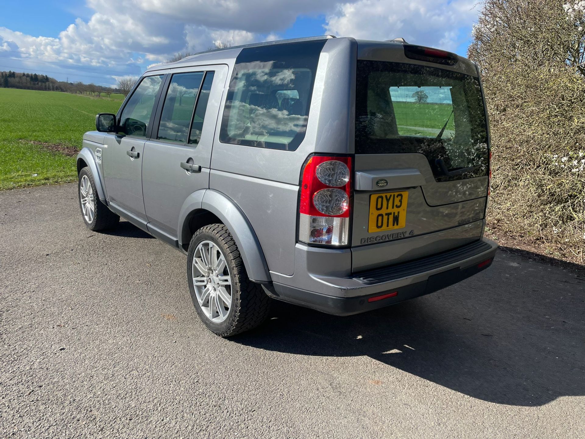 2013 LAND ROVER DISCOVERY HSE SDV6 AUTO GREY SUV ESTATE *NO VAT* - Image 7 of 13