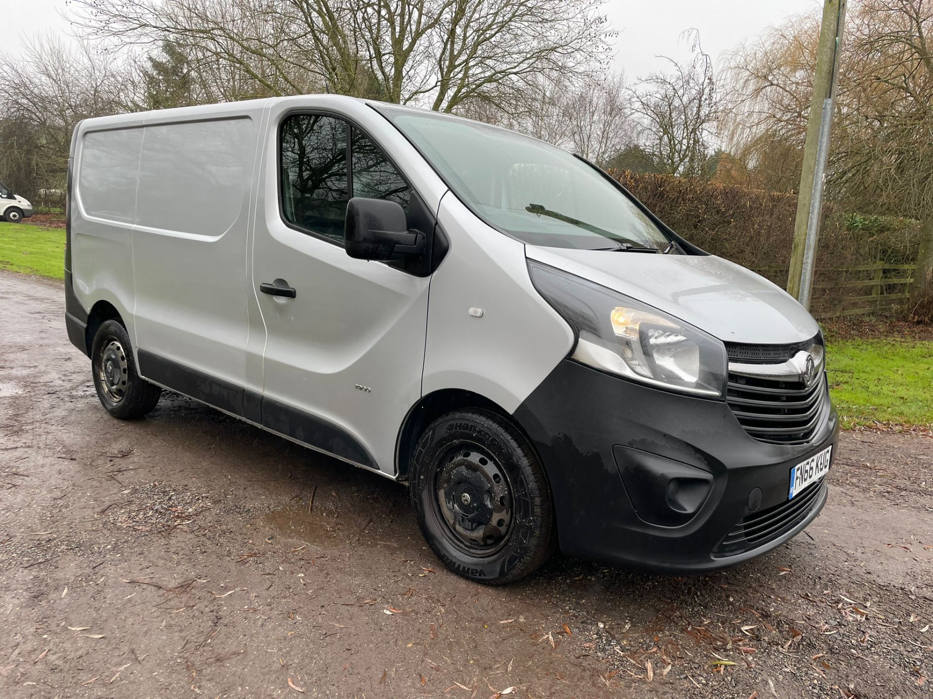 2016 VAUXHALL VIVARO 2900 BT CDTI ECOFLEX SS SILVER PANEL VAN *PLUS VAT* - Image 3 of 13