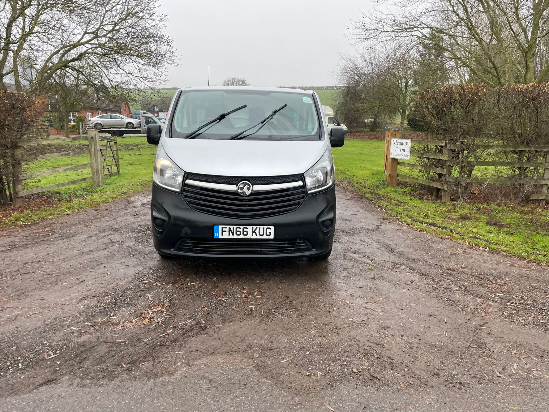 2016 VAUXHALL VIVARO 2900 BT CDTI ECOFLEX SS SILVER PANEL VAN *PLUS VAT* - Image 2 of 13