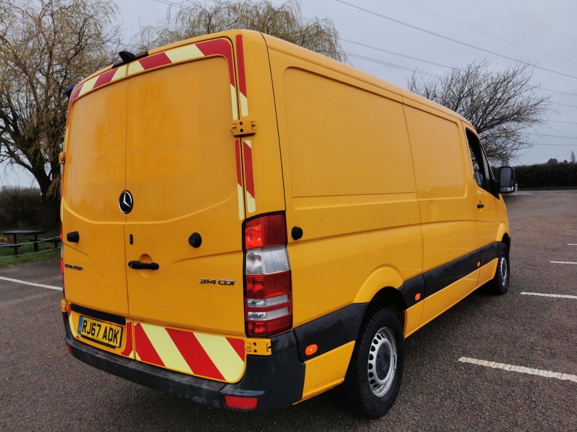 2017/67 REG MERCEDES-BENZ SPRINTER 314 CDI YELLOW DIESEL PANEL VAN, SHOWING 0 FORMER KEEPERS *NO VAT - Image 7 of 28