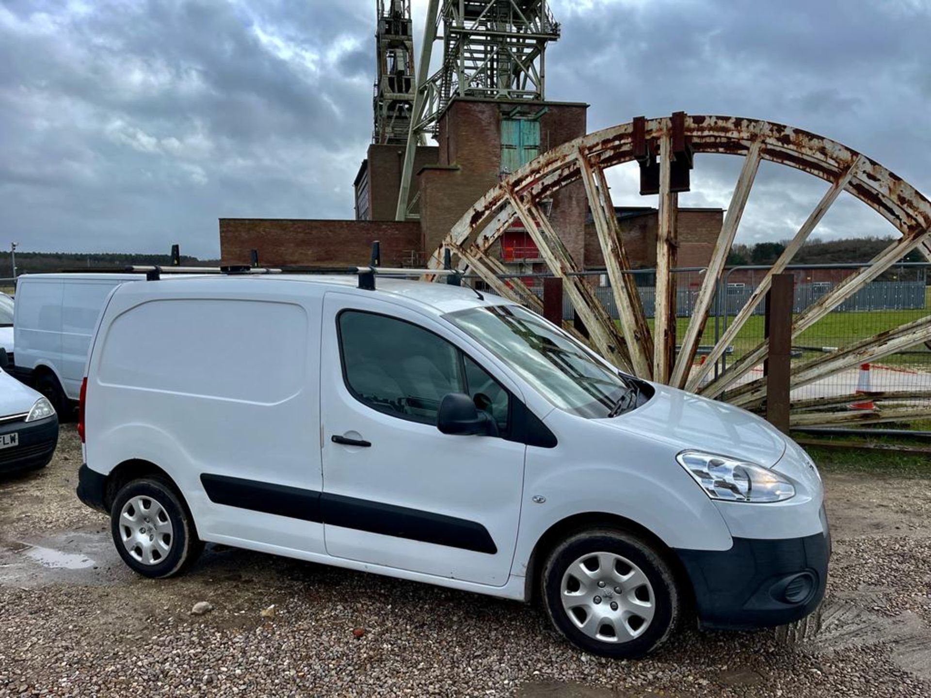 2013 PEUGEOT PARTNER 850 S L1 HDI WHITE PANEL VAN *NO VAT* - Image 4 of 14